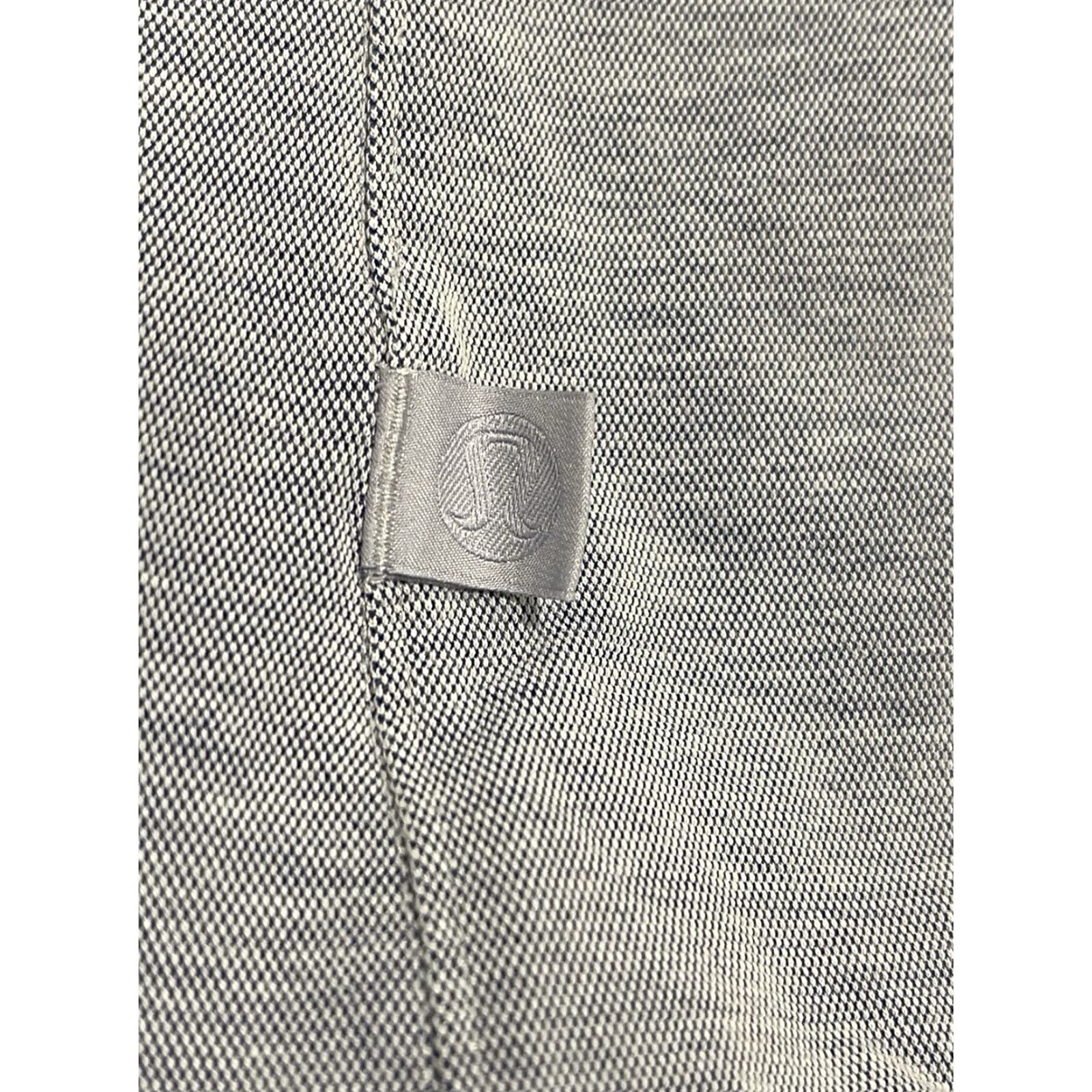 Lululemon Lululemon Commission Shirt Mens M Blue Zip Pocket Button-Up Long Sleeve Collared Solid Polyester Microfiber Preppy Casual Workwear Travel Size US M / EU 48-50 / 2 - 7 Thumbnail