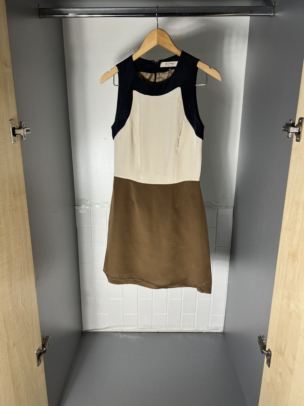 Etro VINTAGE ETRO MILANO ITALIAN DESIGNER DRESSES CASUAL DELUX | Grailed