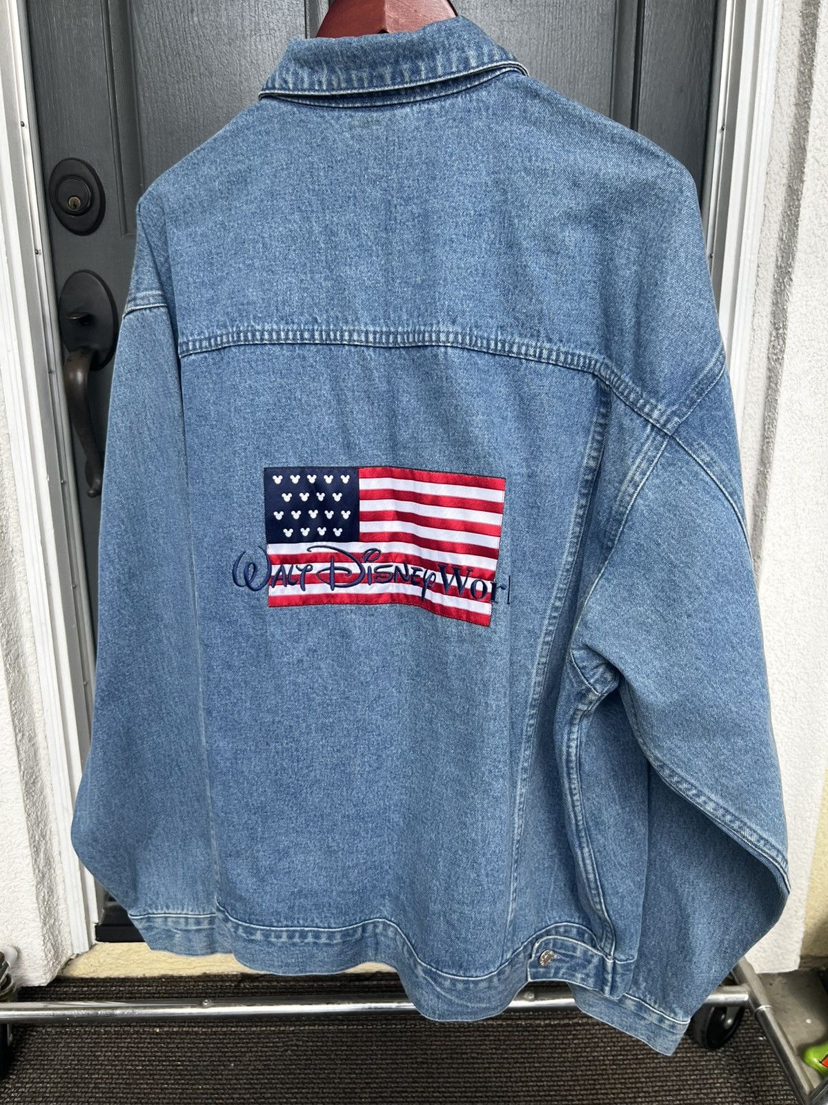 Disney Disneyworld Denim Jacket USA Flag Mens XL Mickey Mouse Size US XL / EU 56 / 4 - 6 Thumbnail
