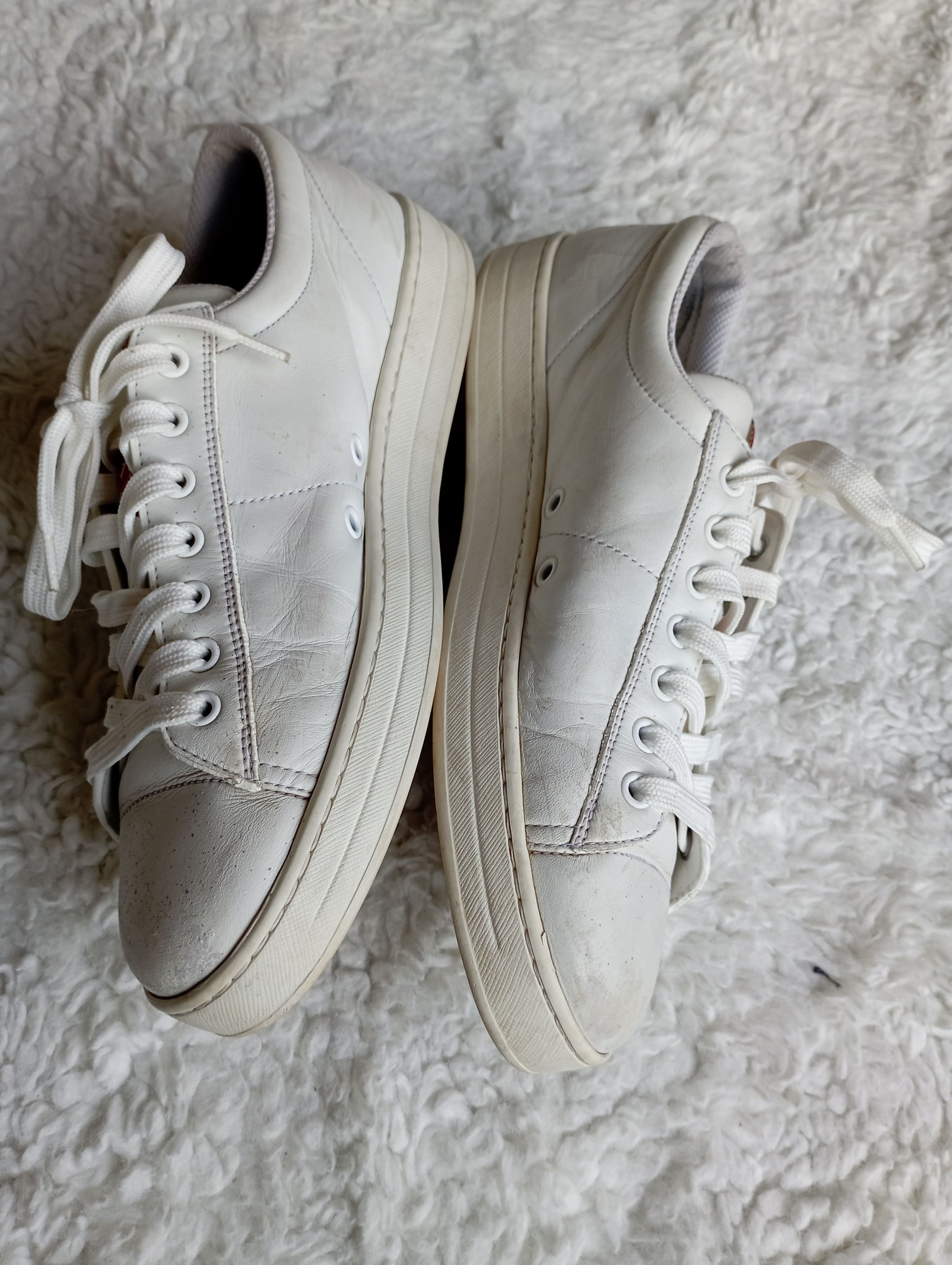 Prada Prada White Classic Shoes w/ Rubber Soles Size UK 7 Men US 9 Size US 7.5 / EU 40-41 - 10 Thumbnail