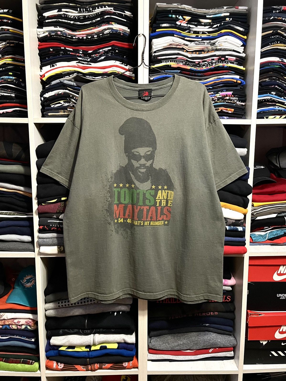 Band Tees Vintage 00s Toots And The Maytals Reggae Band T-Shirt Y2K Size US XXL / EU 58 / 5 - 1 Thumbnail