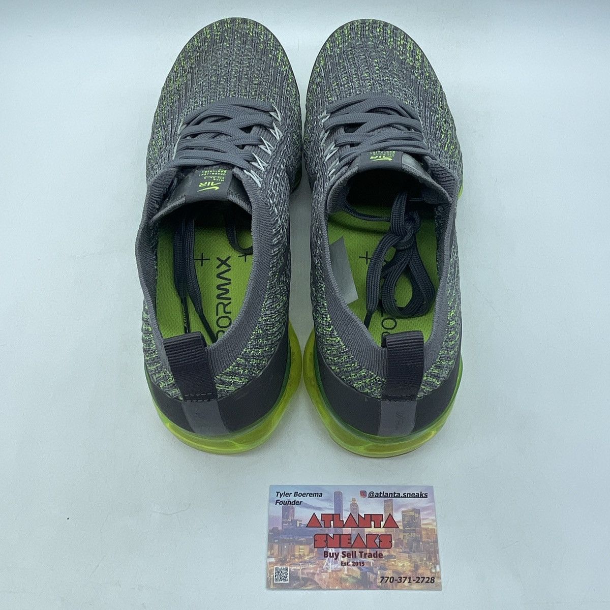 Nike Air vapormax flyknit grey volt Size US 9 / EU 42 - 6 Thumbnail