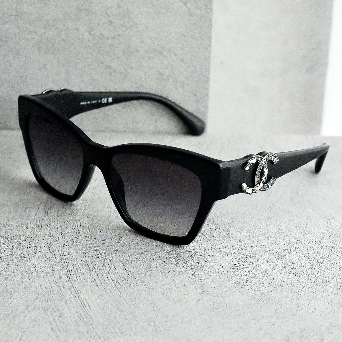Chanel CHANEL CH5456QB SUNGLASSES Size ONE SIZE - 1 Thumbnail