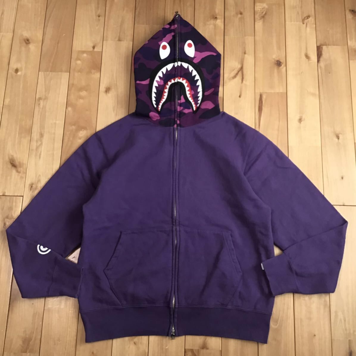 Bape × Nigo 2007 Purple camo shark full zip hoodie BAPE APE NIGO Size US S / EU 44-46 / 1 - 1 Thumbnail