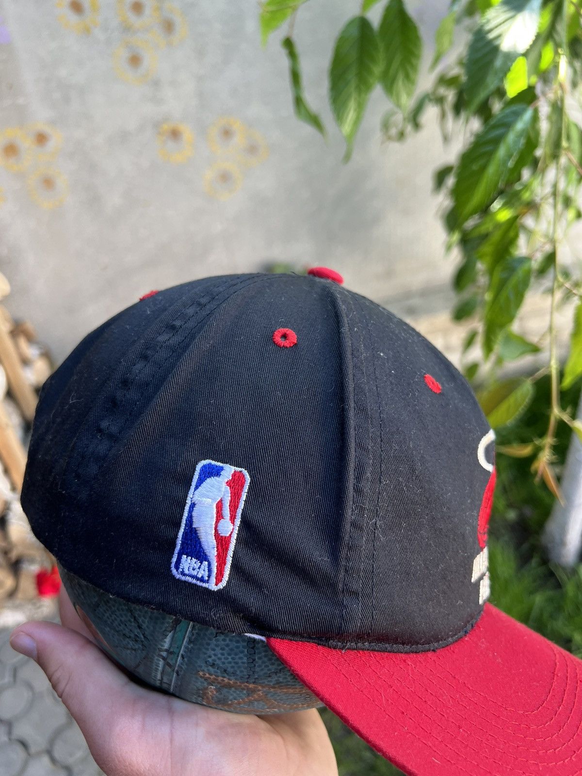 NBA × Vintage NBA Miami Heat Vintage Hat Cap Size ONE SIZE - 3 Thumbnail