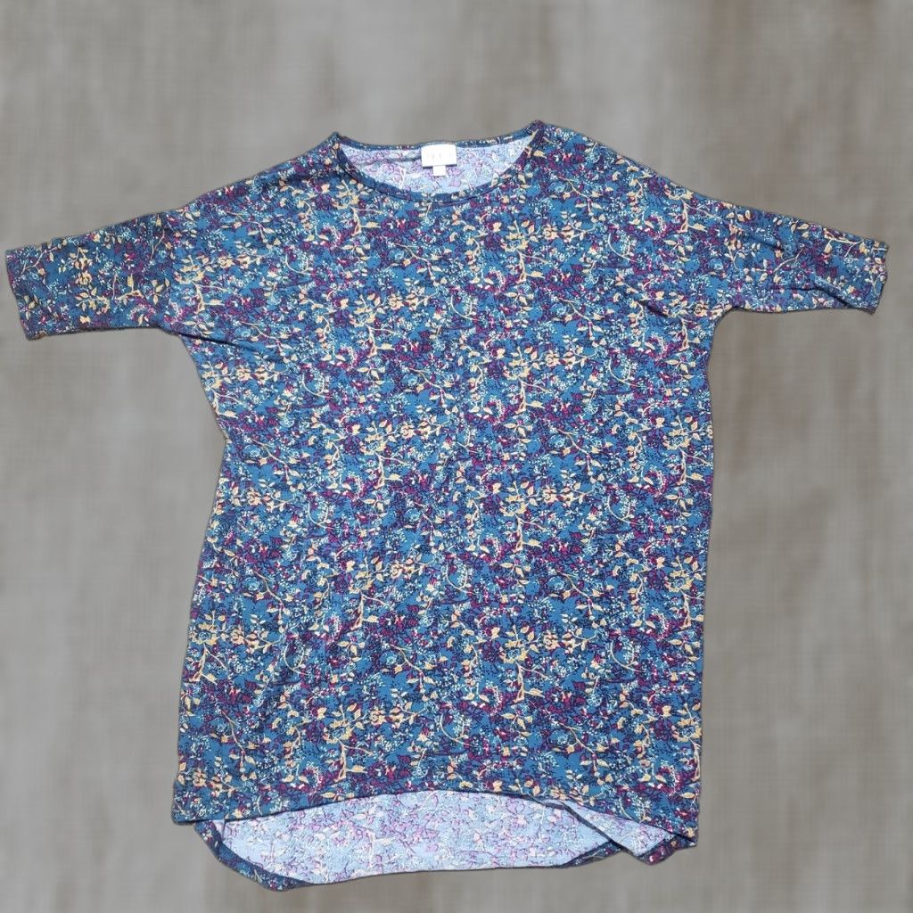 Vintage LuLaRoe Blue T-Shirt Short Sleeve Shirt 2XS Womens XXS Size Blue LLR Shirt Womens Small? Size XXS / US 00 / IT 34 - 1 Thumbnail