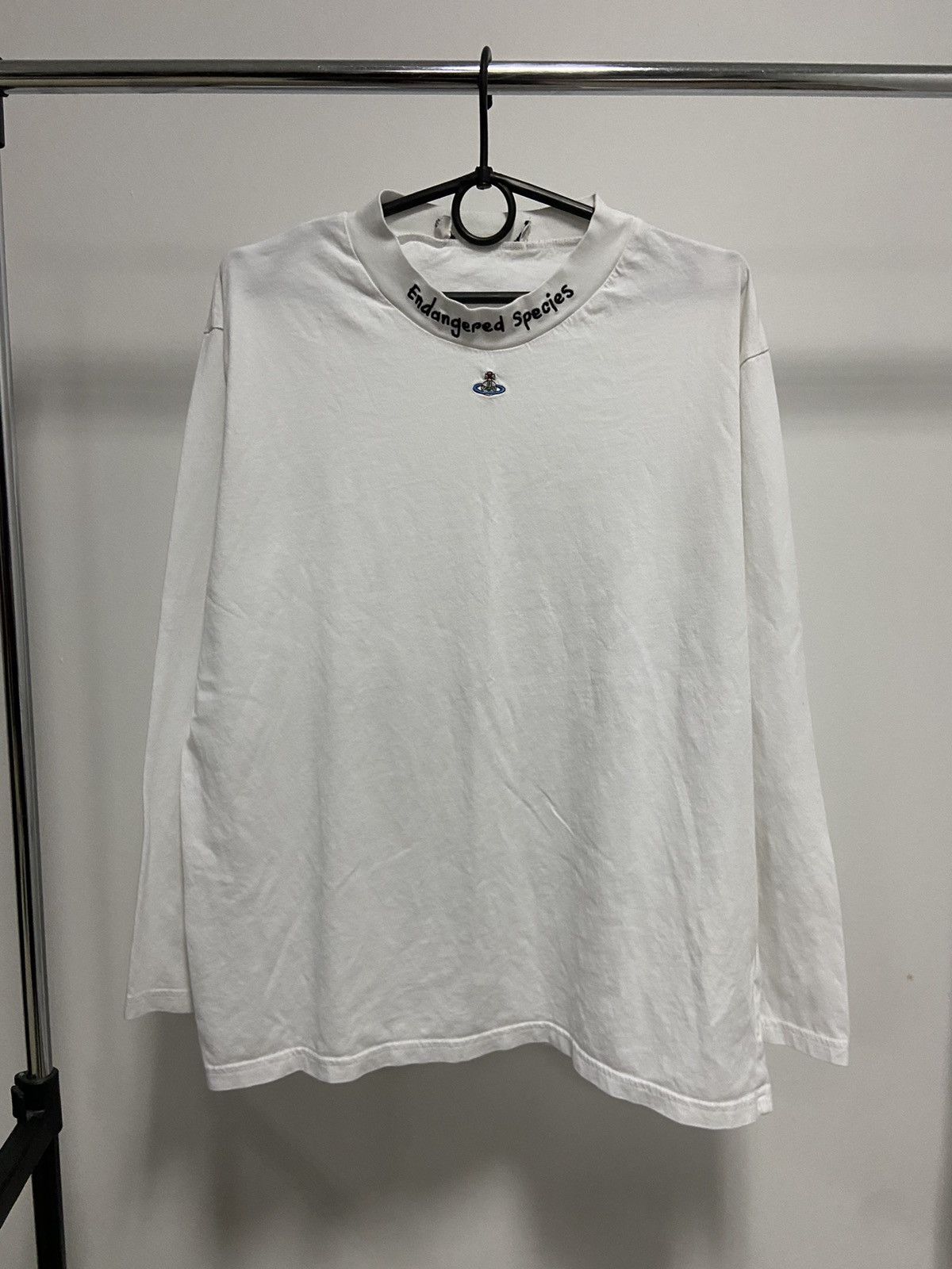 Vivienne Westwood endangered species longsleeve collar logo
