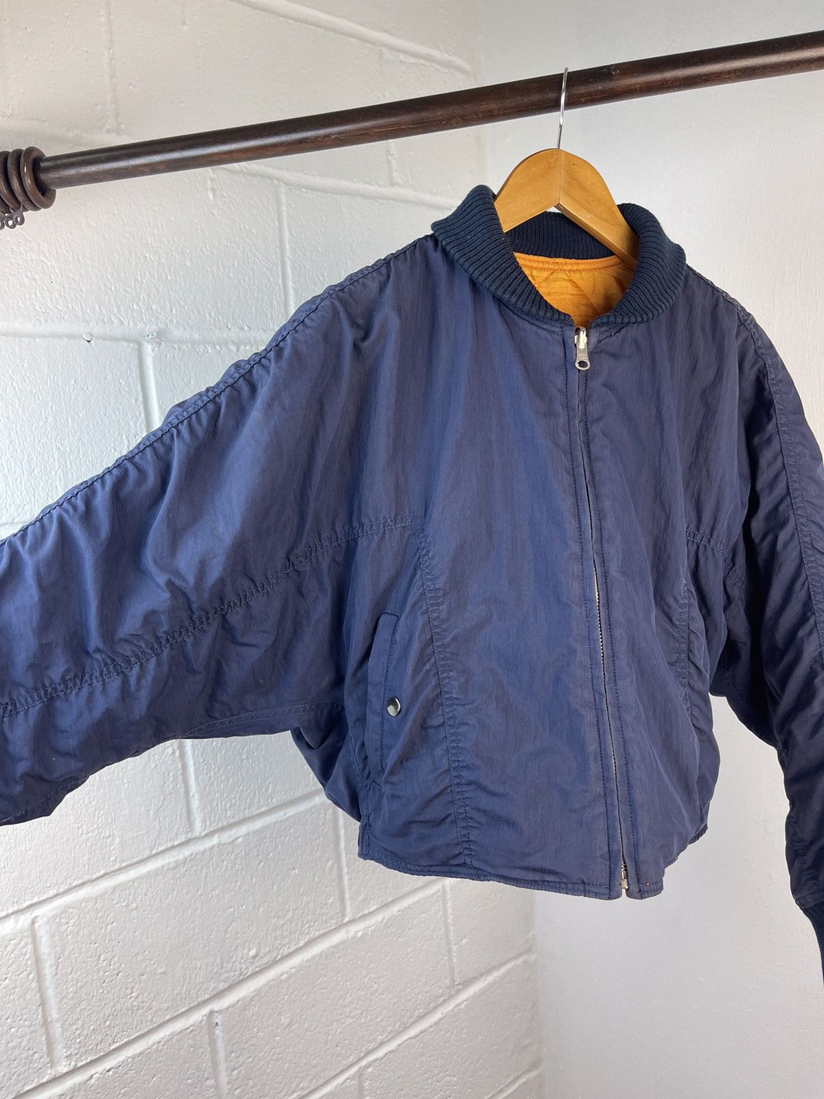 Issey Miyake × Tsumori Chisato 90s ISSEY MIYAKE CROPED REVERSIBLE BOMBER JACKET Size US L / EU 52-54 / 3 - 18 Thumbnail
