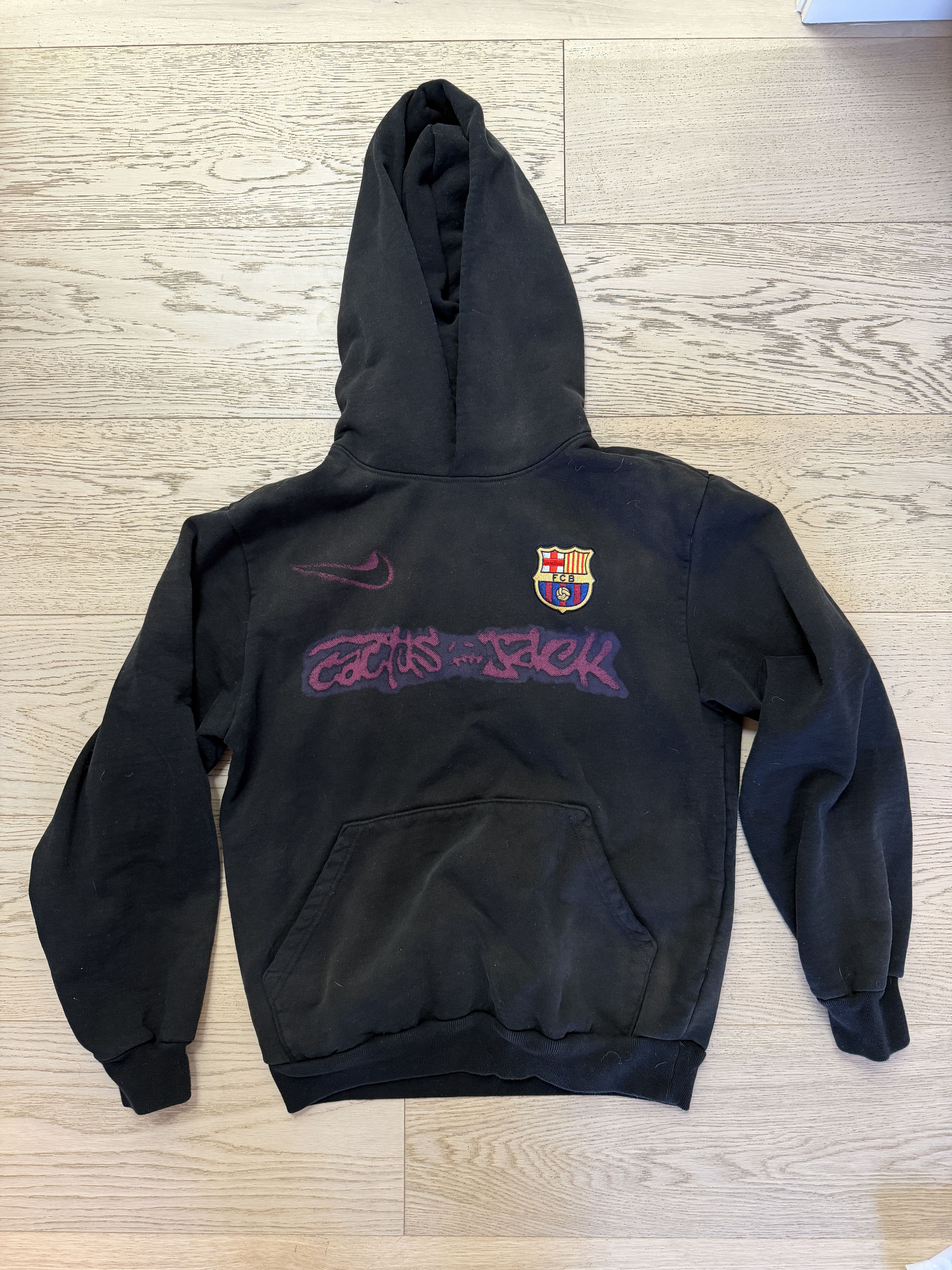 Nike × Travis Scott Cactus Jack Barcelona Nike Hoodie Size US S / EU 44-46 / 1 - 1 Thumbnail