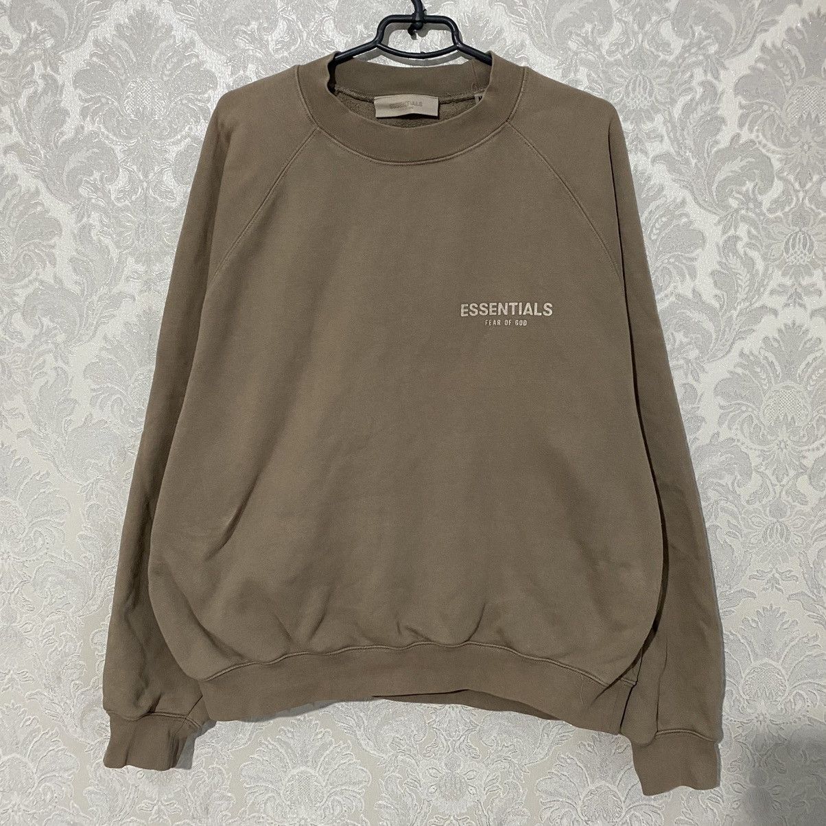 Fear Of God Essentials Crew Neck Sweatshirt Desert Taupe Oversized Men store S Box Fit