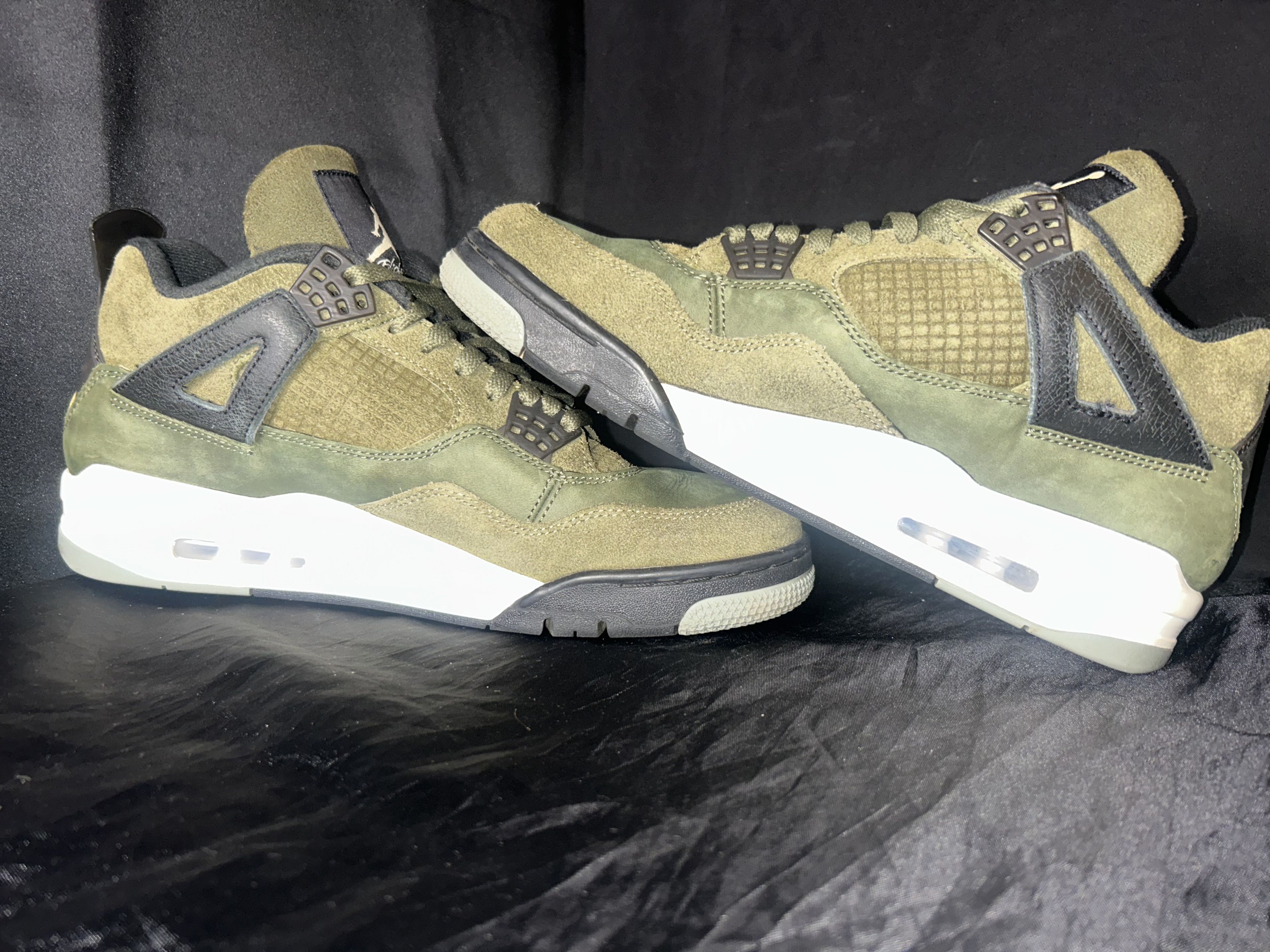 Jordan Brand Air Jordan 4 Retro SE Craft "Medium Olive" Size US 10 / EU 43 - 5 Thumbnail