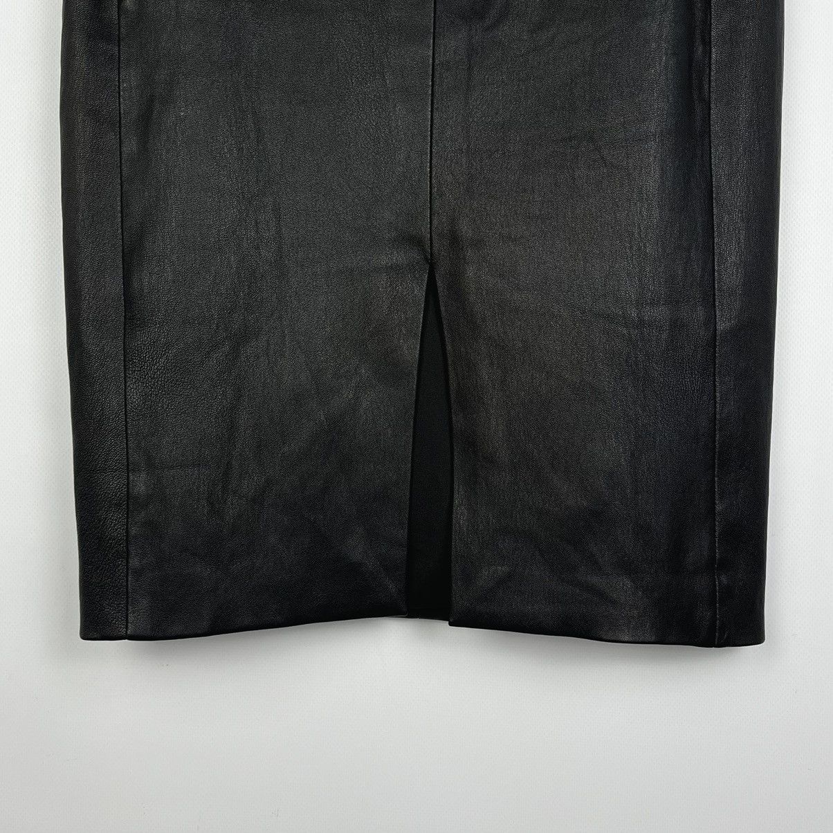 Diane von Furstenberg Ladies Diane Von Fustenberg Avant-Garde Leather Midi Skirt Size 30" / US 8 / IT 44 - 7 Thumbnail