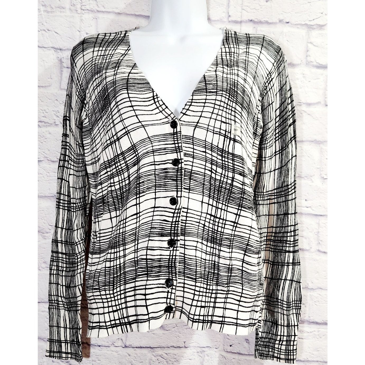 Other Loft White Black Plaid Button Up Cardigan Sweater MP Soft Size M / US 6-8 / IT 42-44 - 1 Thumbnail