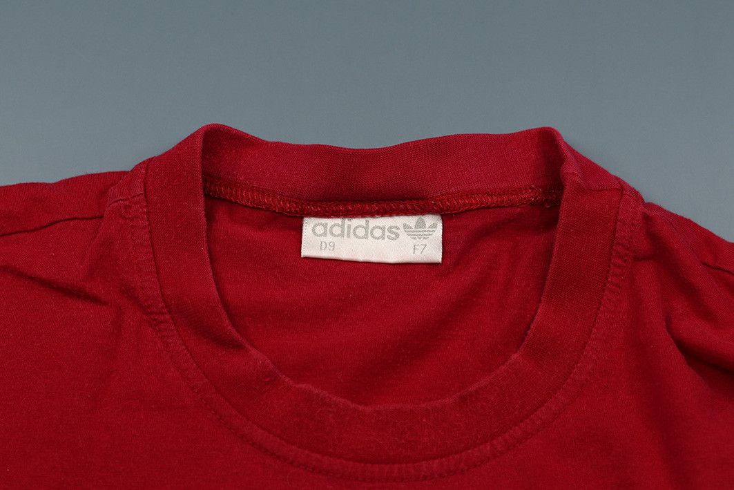 Adidas × Vintage Vintage 90s Adidas T-Shirt – Red Trefoil Running Graphic Tee Size US XL / EU 56 / 4 - 3 Thumbnail