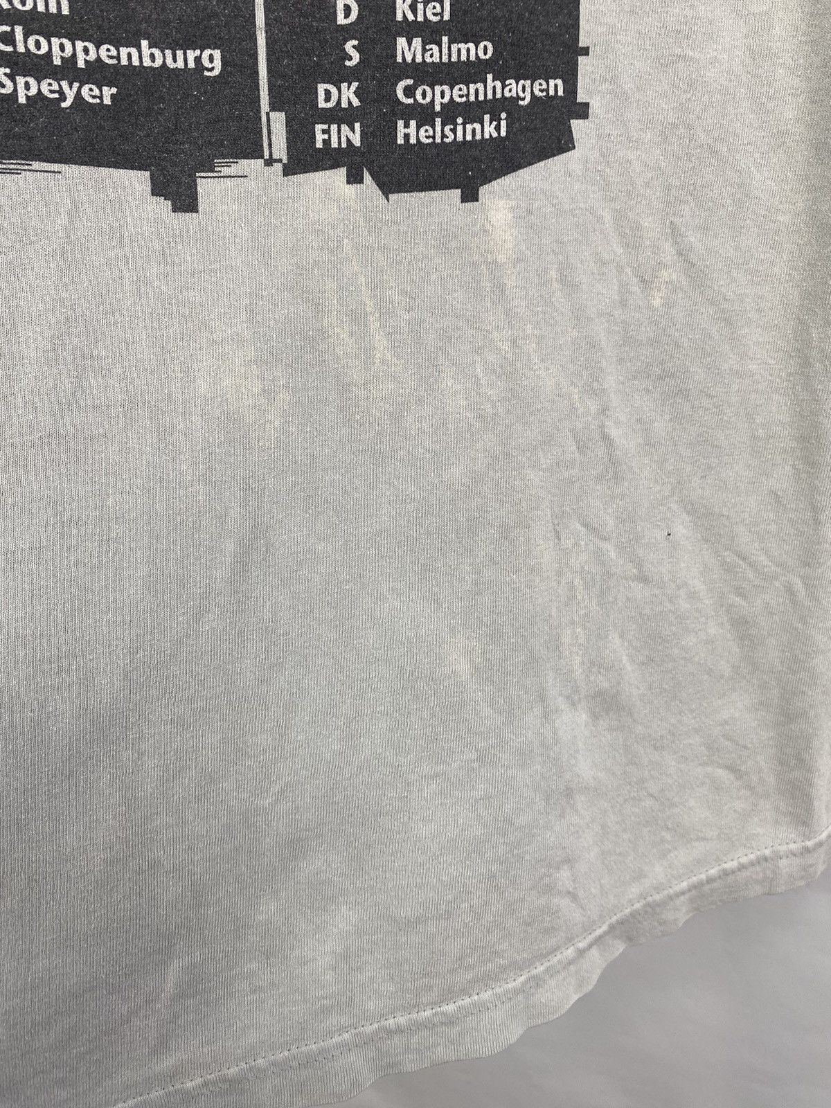 Microsoft 🇺🇸 Vintage 2003 Saga The Marathon Tour Rock Band t-shirt rare Size US L / EU 52-54 / 3 - 9 Thumbnail