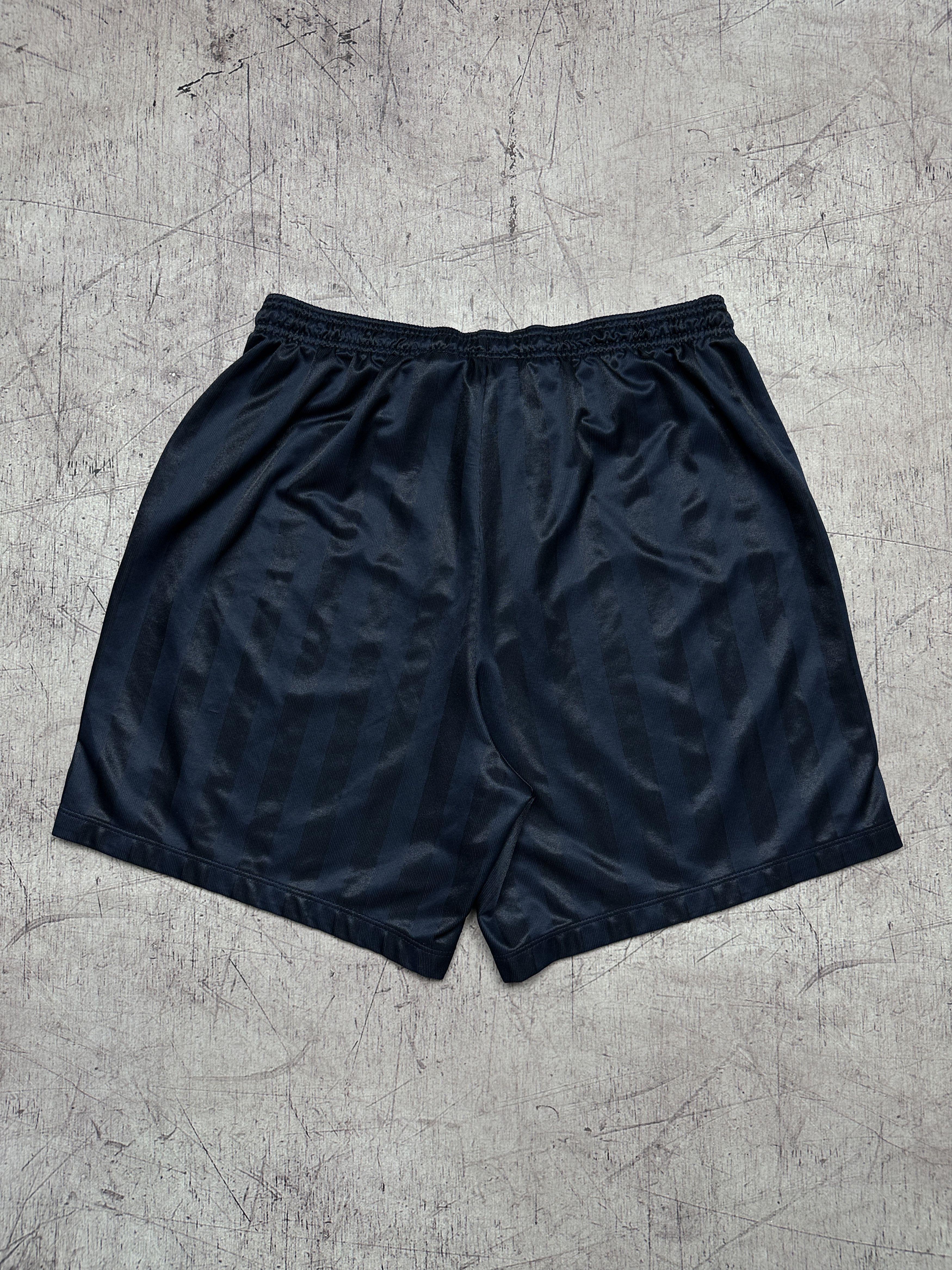 Nike Nike Dri Fit Vintage Mens Shorts Size US 32 / EU 48 - 7 Thumbnail