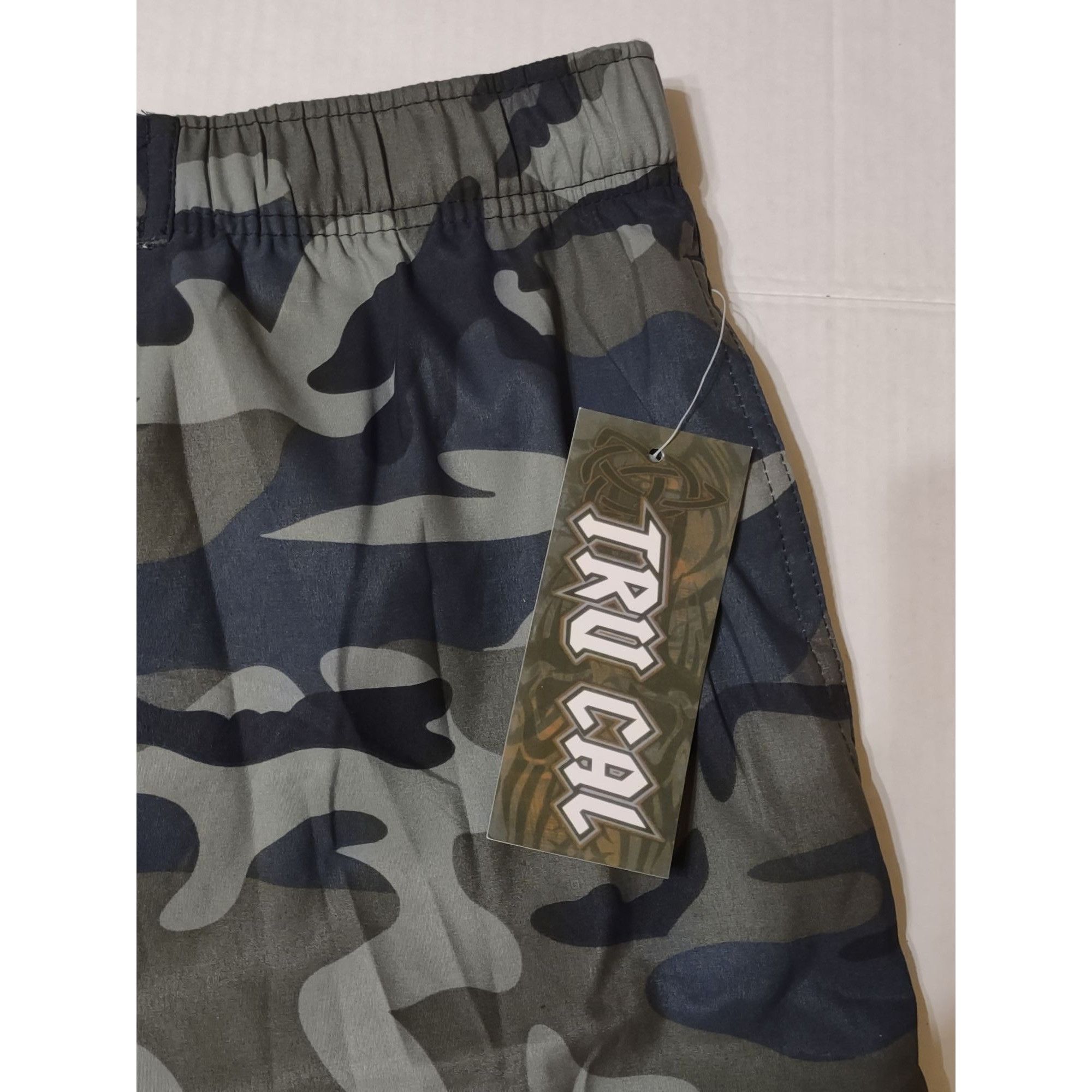 Other Mens Swim Trunks Tru Cal Mesh Lining Elastic Stretch Waist P Size US 38 / EU 54 - 3 Thumbnail