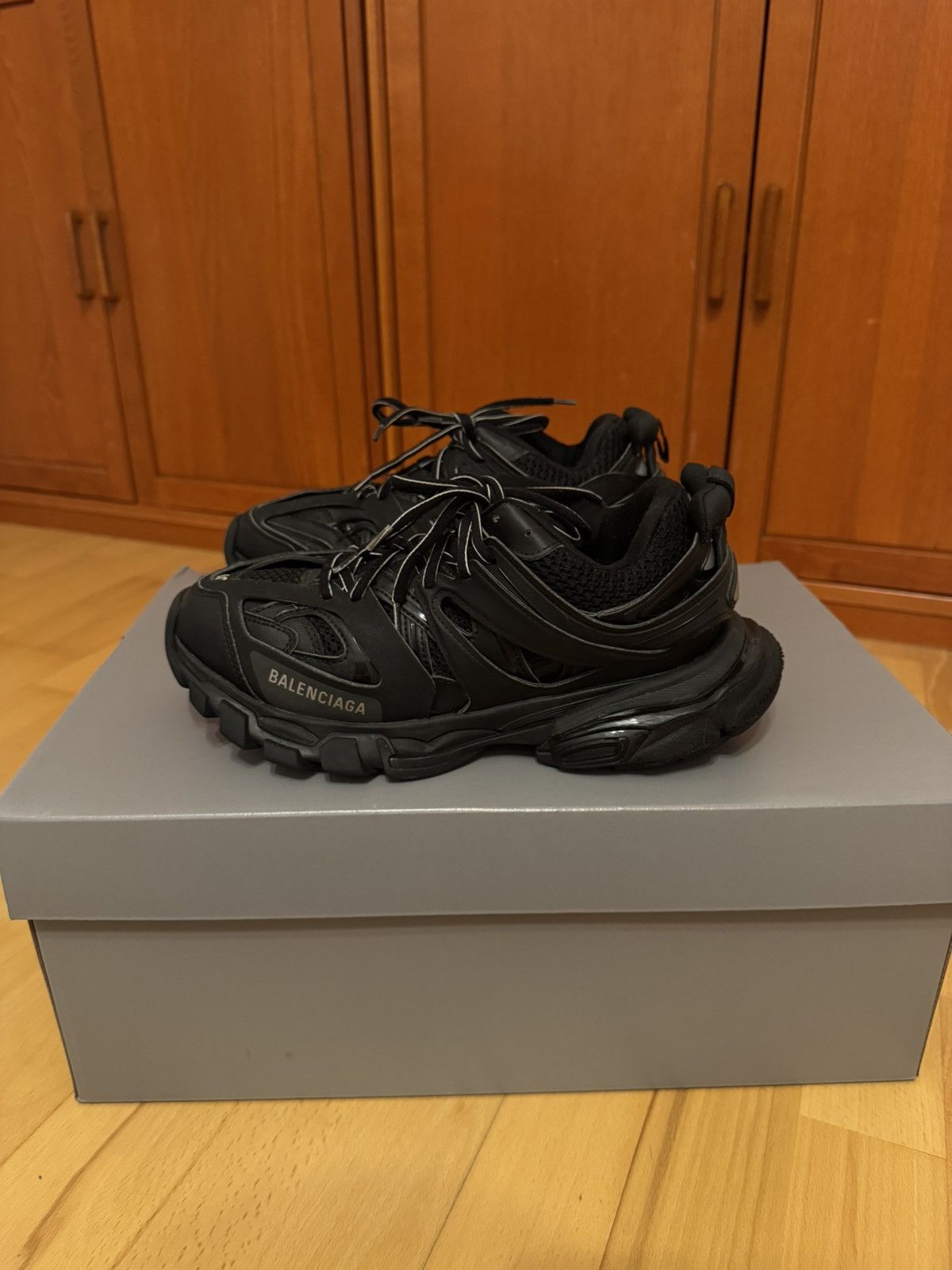 Balenciaga Balenciaga Track Triple Black Size US 7 / EU 40 - 1 Thumbnail