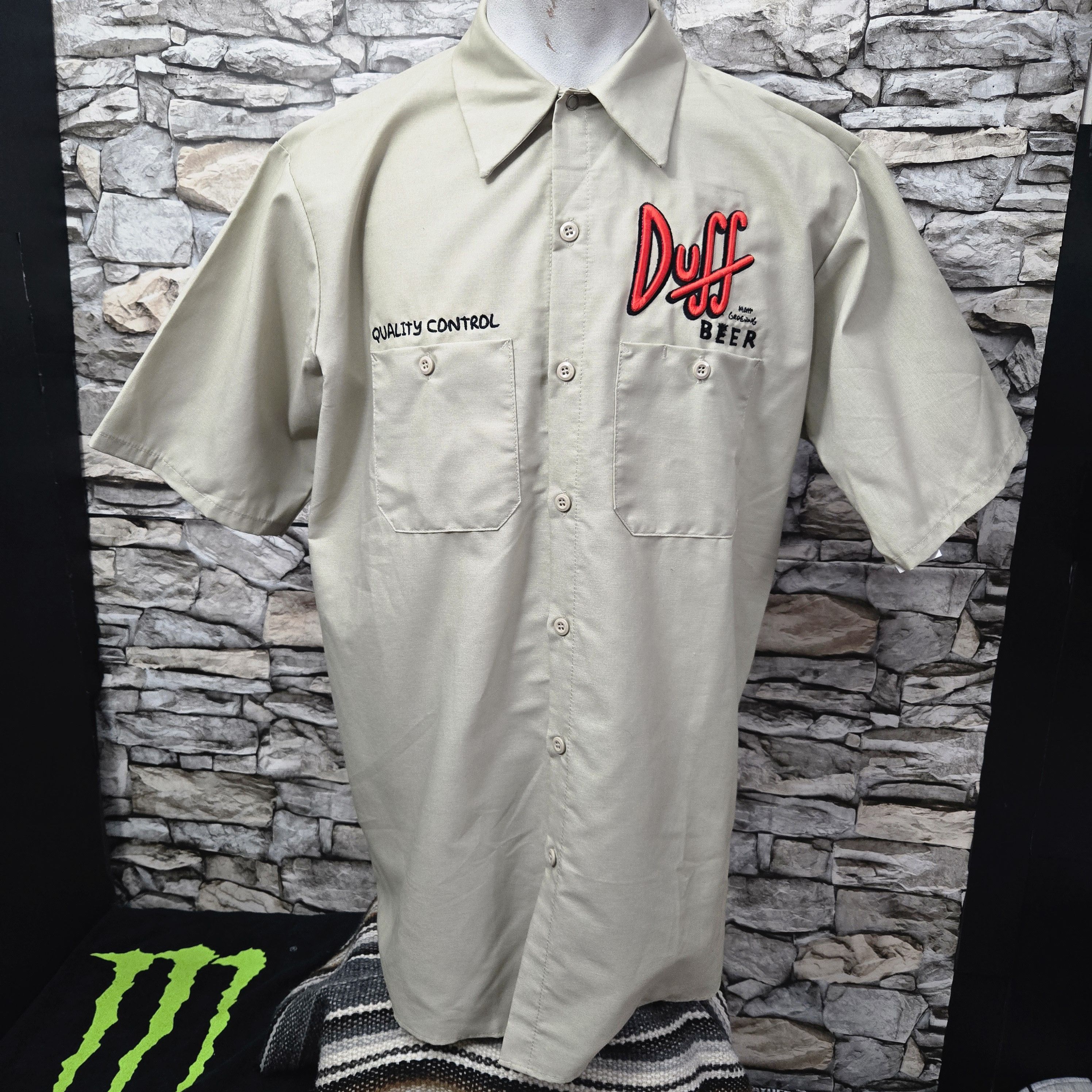 Universal Studios Universal Studio Duff Beer Men's Button Down Shirt XL Beige Size US XL / EU 56 / 4 - 1 Thumbnail