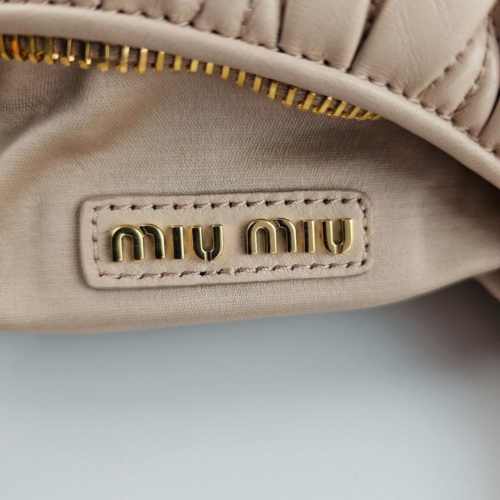 Miu Miu MIU MIU Wander Small $2750 Powder Pink Nappa Leather Hobo Ba Size ONE SIZE - 9 Thumbnail