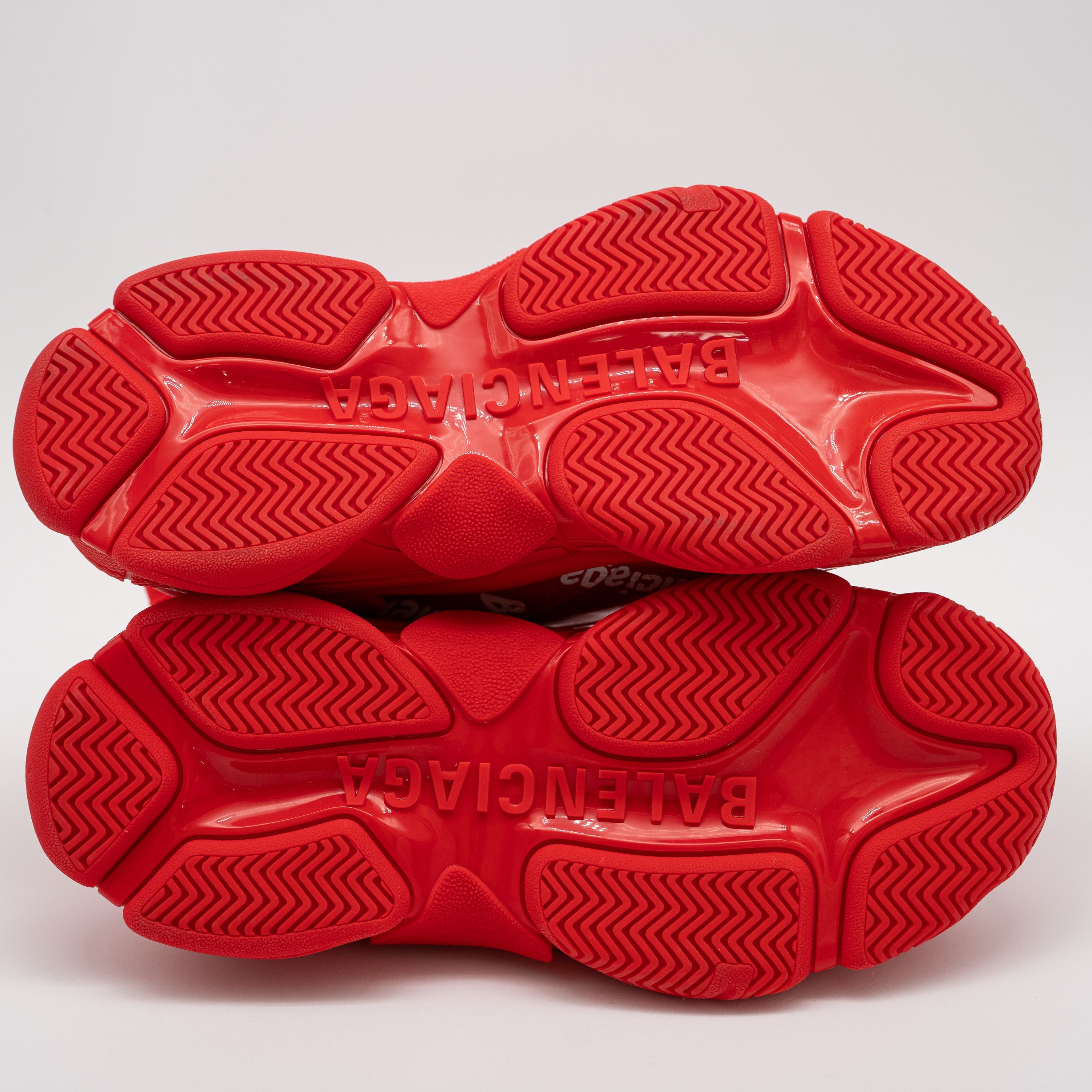 Balenciaga 41eu Balenciaga Triple S All Over Tomato Red White Print Size US 8 / EU 41 - 6 Thumbnail
