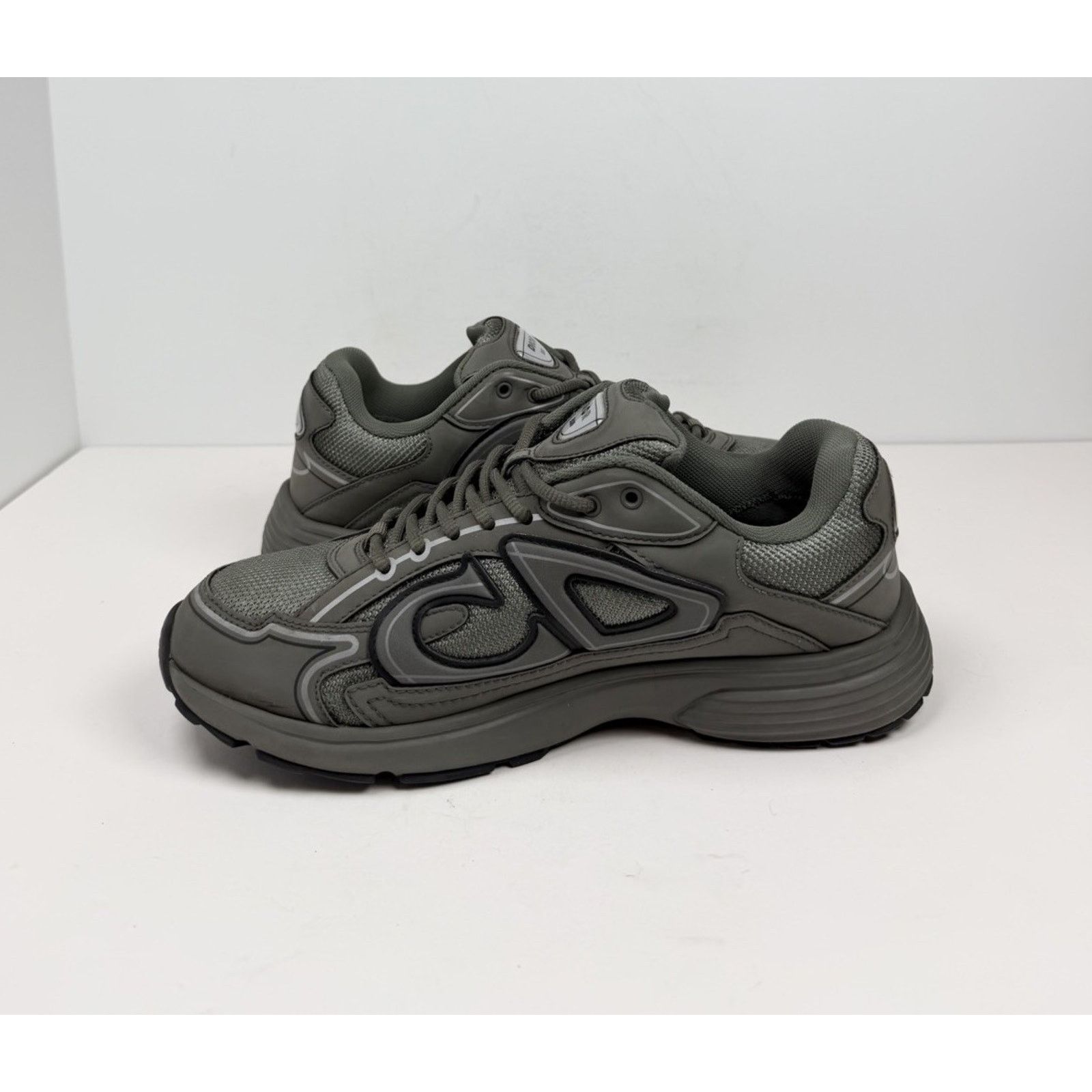 Dior Size 41EU/8US - Dior B30 Reflective Olive Sneakers Size US 8 / EU 41 - 5 Thumbnail