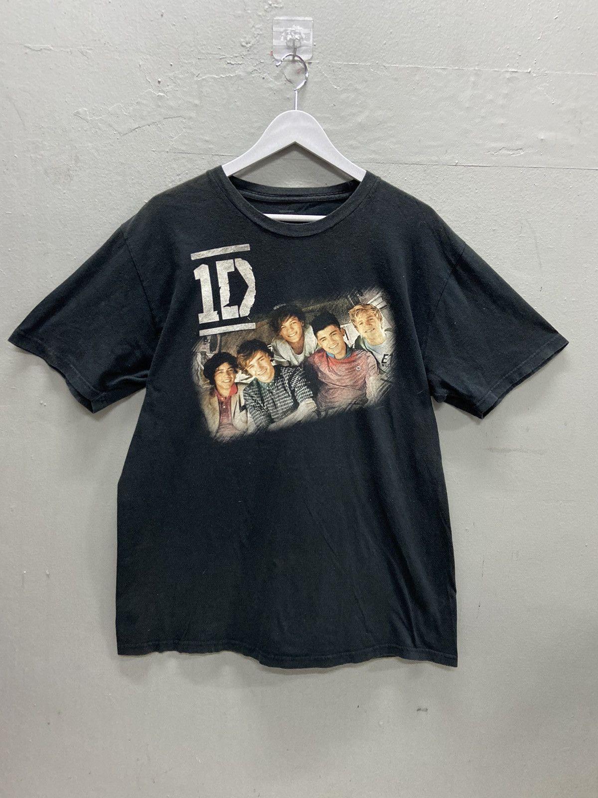 Band Tees ONE DIRECTION 1D BOYS BAND TEE SHIRT Size US XL / EU 56 / 4 - 1 Thumbnail
