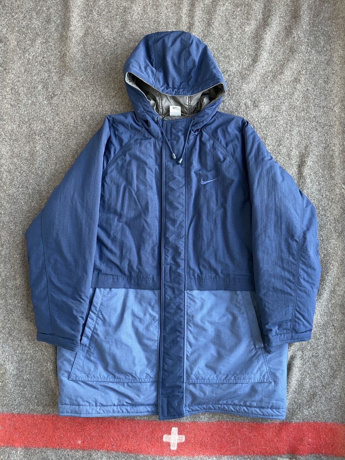 Nike Vintage Nike Insulated Jacket Size US M / EU 48-50 / 2 - 1 Thumbnail