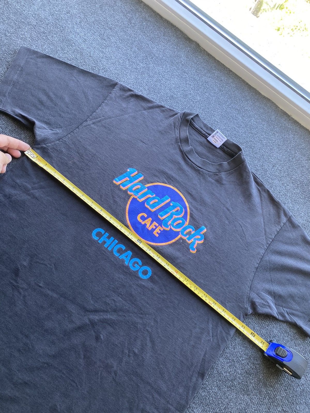 Hard Rock Cafe 🔥Hard Rock Cafe Chicago Black Faded Tee xl Size US XL / EU 56 / 4 - 8 Thumbnail