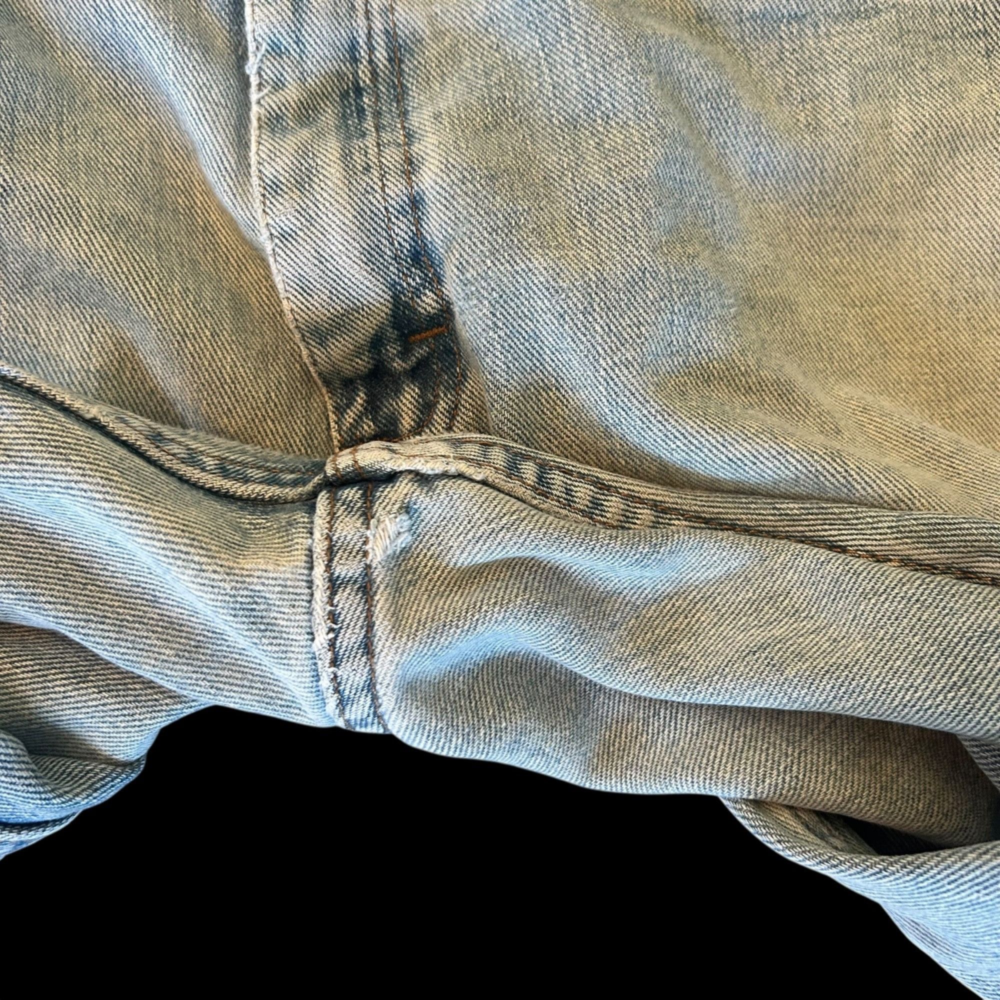 Lee Vintage Lee Light Wash Perfectly Distressed Denim Jeans Size US 38 / EU 54 - 8 Thumbnail