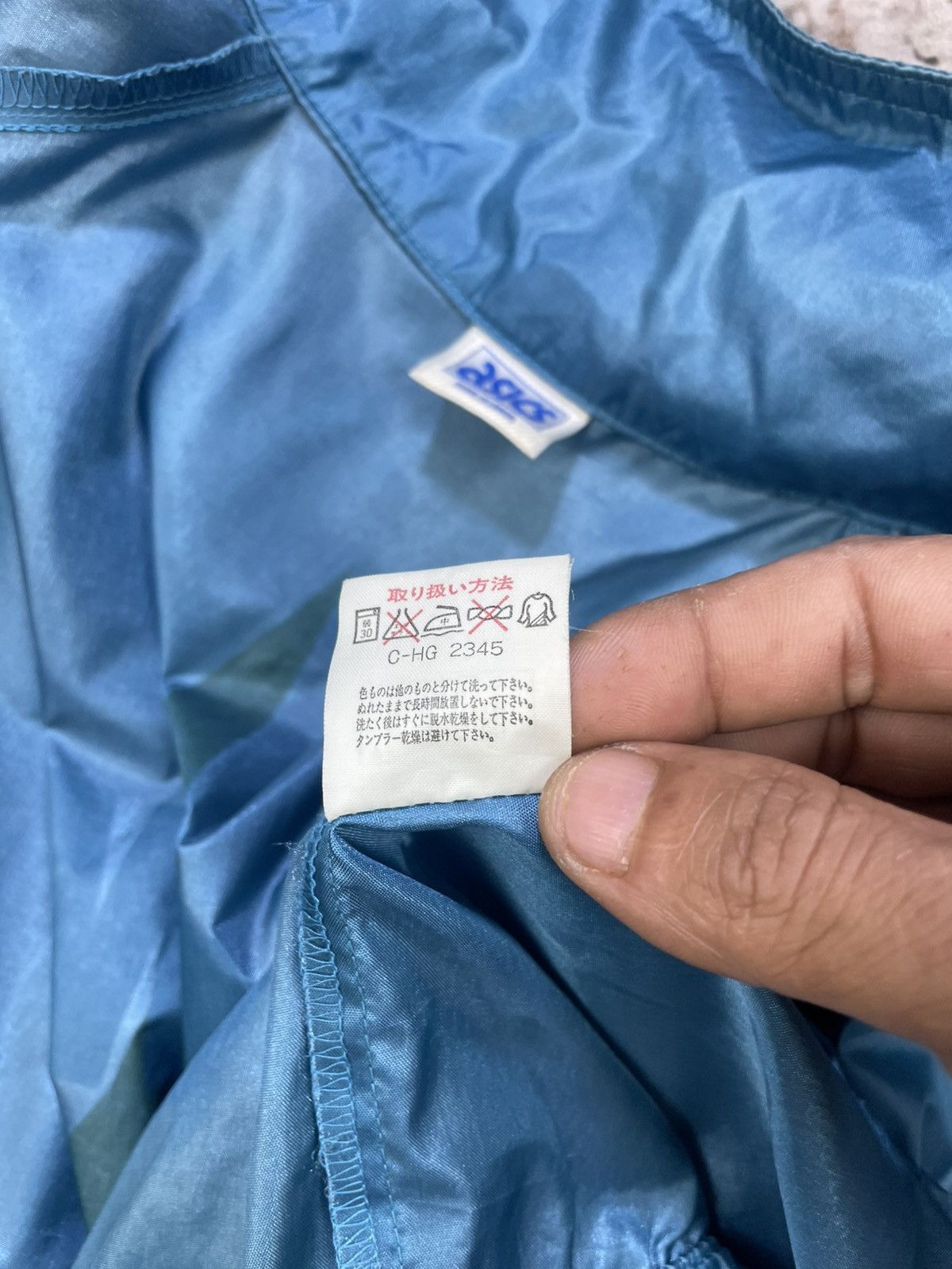 Asics Vtg Asics X Atomic Skis Back Hit Nylon Lightweight Jacket Size US L / EU 52-54 / 3 - 14 Thumbnail