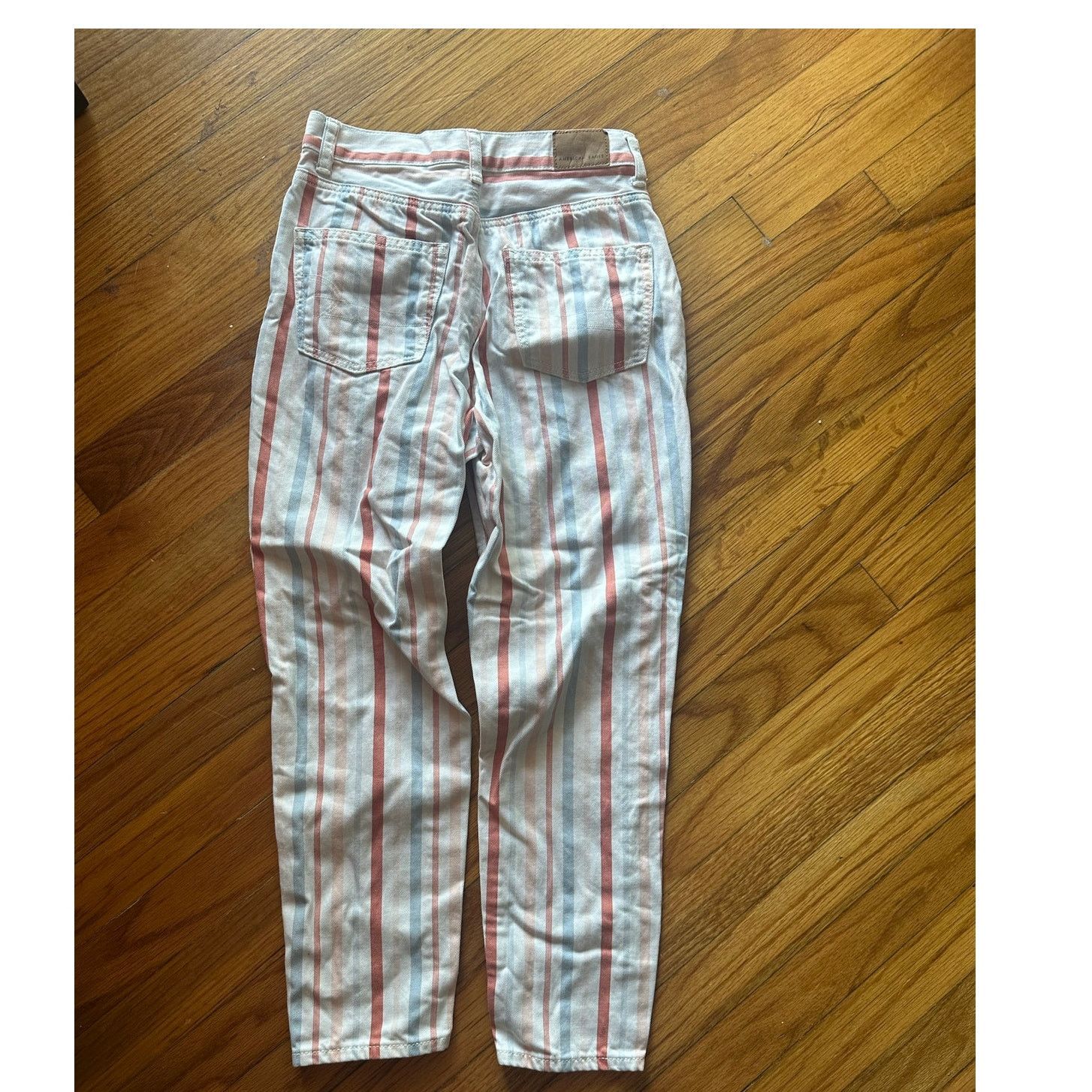 American Eagle Outfitters American Eagle High Rise Mom Jeans – Women’s 00 Extra Short Size 24" / US 00 / IT 34 - 10 Thumbnail