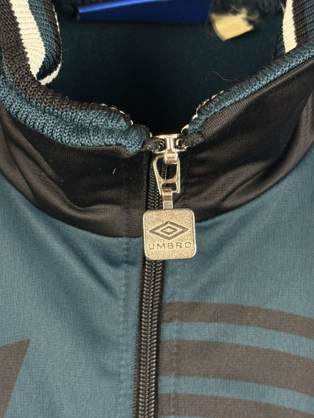 Umbro 90s Umbro AJAX Amsterdam 1995 96 Training Tracksuit Jacket Size US XXL / EU 58 / 5 - 5 Thumbnail