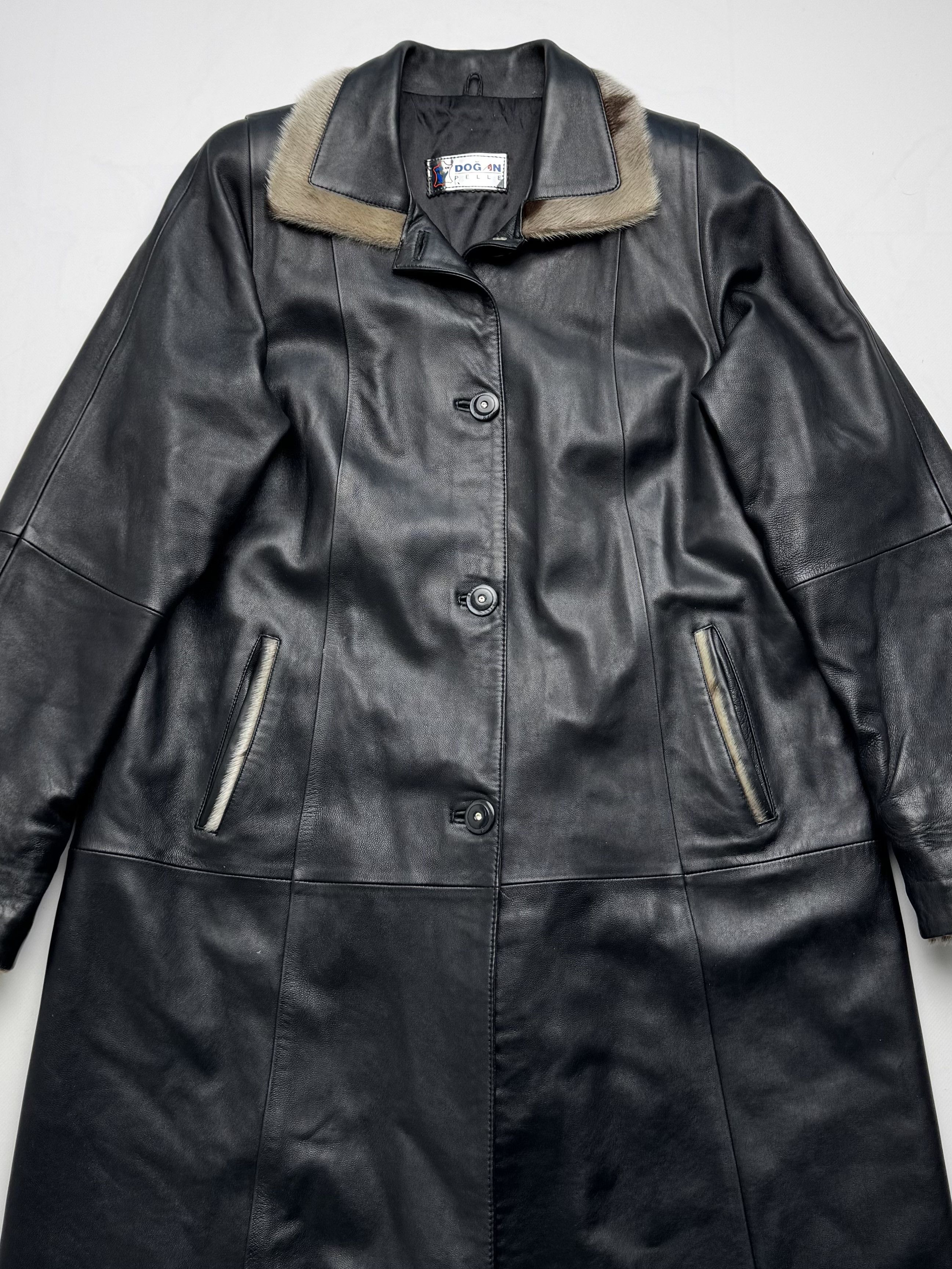 Vintage Vintage Black Leather Coat Long Button Up Shearling Collar Size L / US 10 / IT 46 - 2 Thumbnail