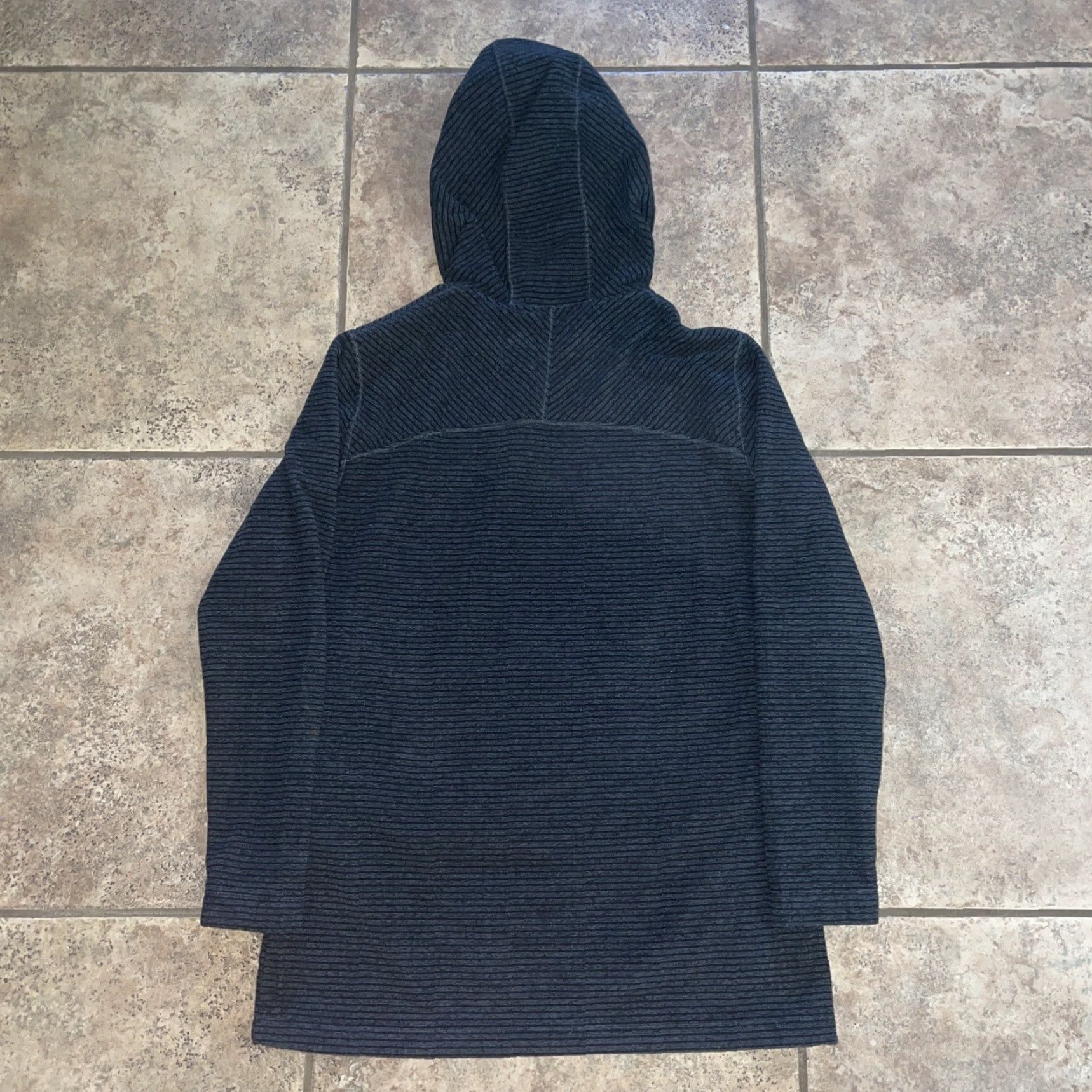 Mountain Hardwear Mountain Hardwear Hoodie Womens M Black Half Zip Full Zip Activewear Womens M Size M / US 6-8 / IT 42-44 - 4 Thumbnail