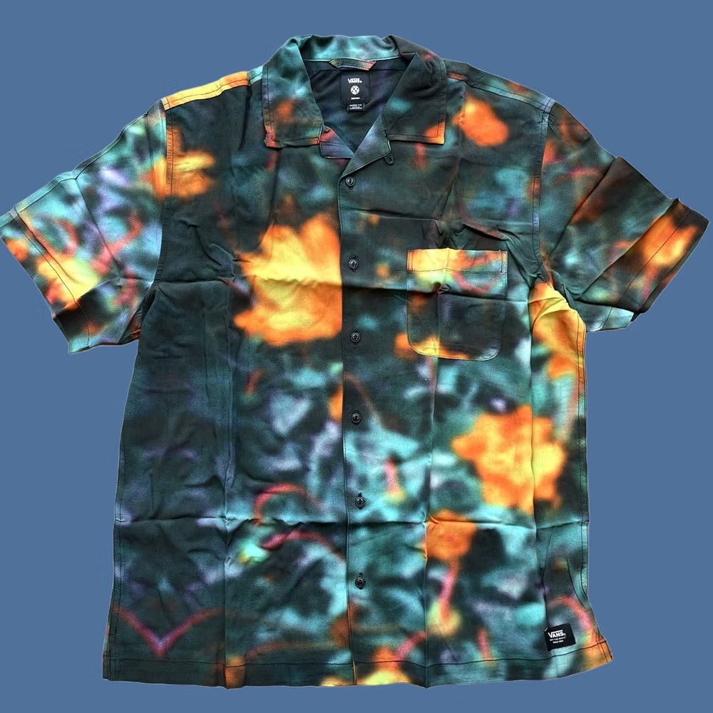 Vans Brand New Vans Tranquil Woven Button Up Black/ Multi Shirt Mens M Short Sleeve Multicolor 90s/.. Size US M / EU 48-50 / 2 - 1 Thumbnail