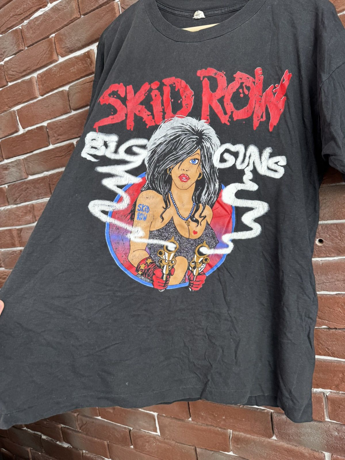 Band Tees Rare 80s Skid Row Big Guns Vintage Rock Metal Band Tee Size US XL / EU 56 / 4 - 2 Thumbnail