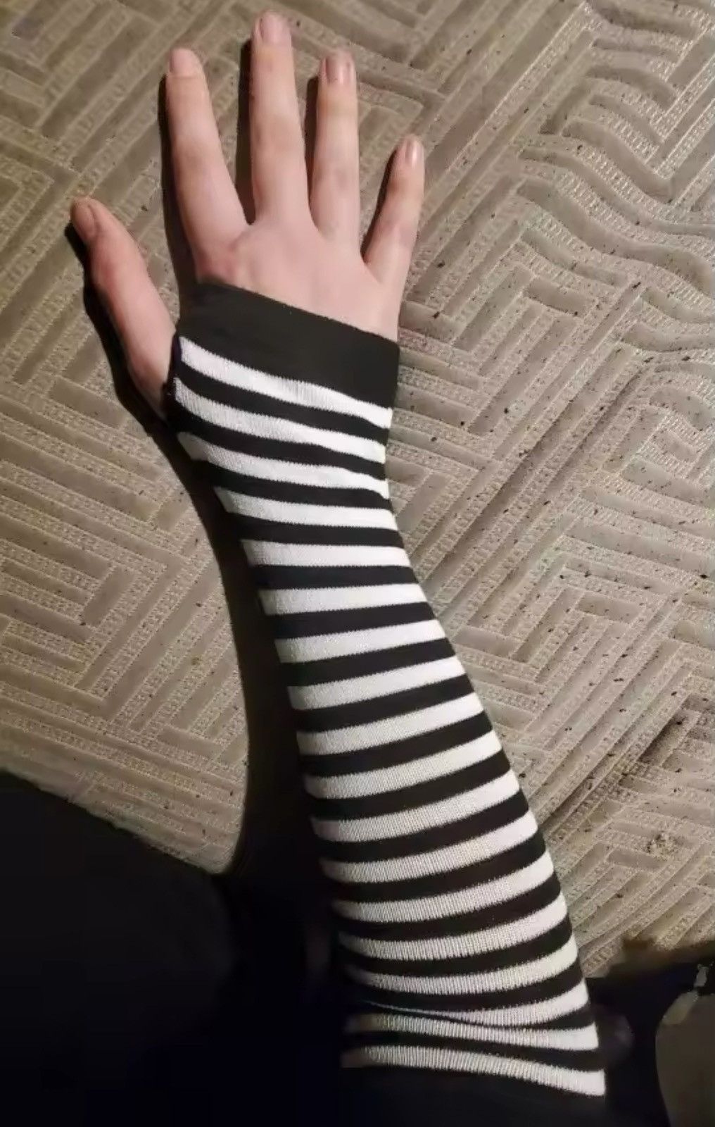 Vintage Winter Warm Long Sleeves Hand Socks/Glove Size ONE SIZE - 4 Thumbnail