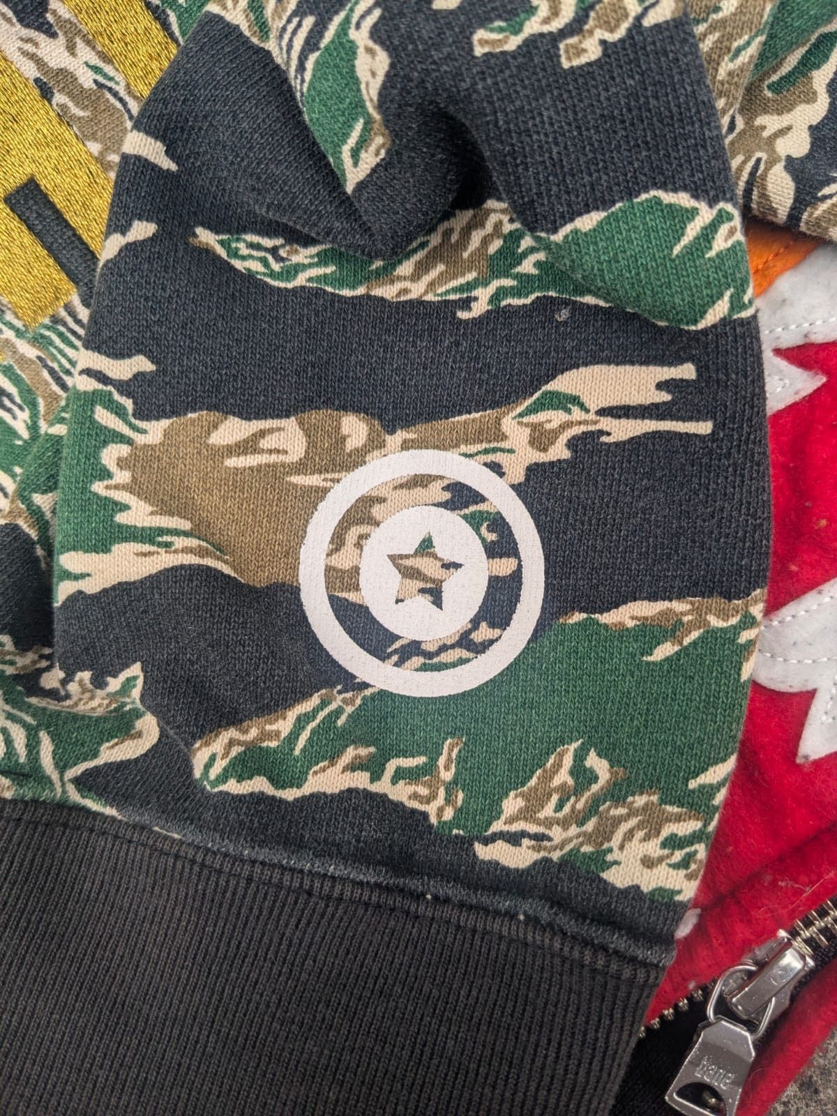 Bape RARE BAPE Funthera Militia Tiger Hoodie Gold Embroidery Size US M / EU 48-50 / 2 - 10 Thumbnail