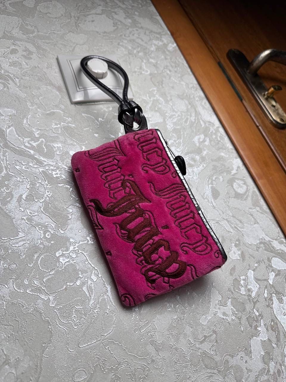 Juicy Couture Juicy Couture Vintage Velour Y2K Wallet Rare Barbie Style Size ONE SIZE - 2 Thumbnail