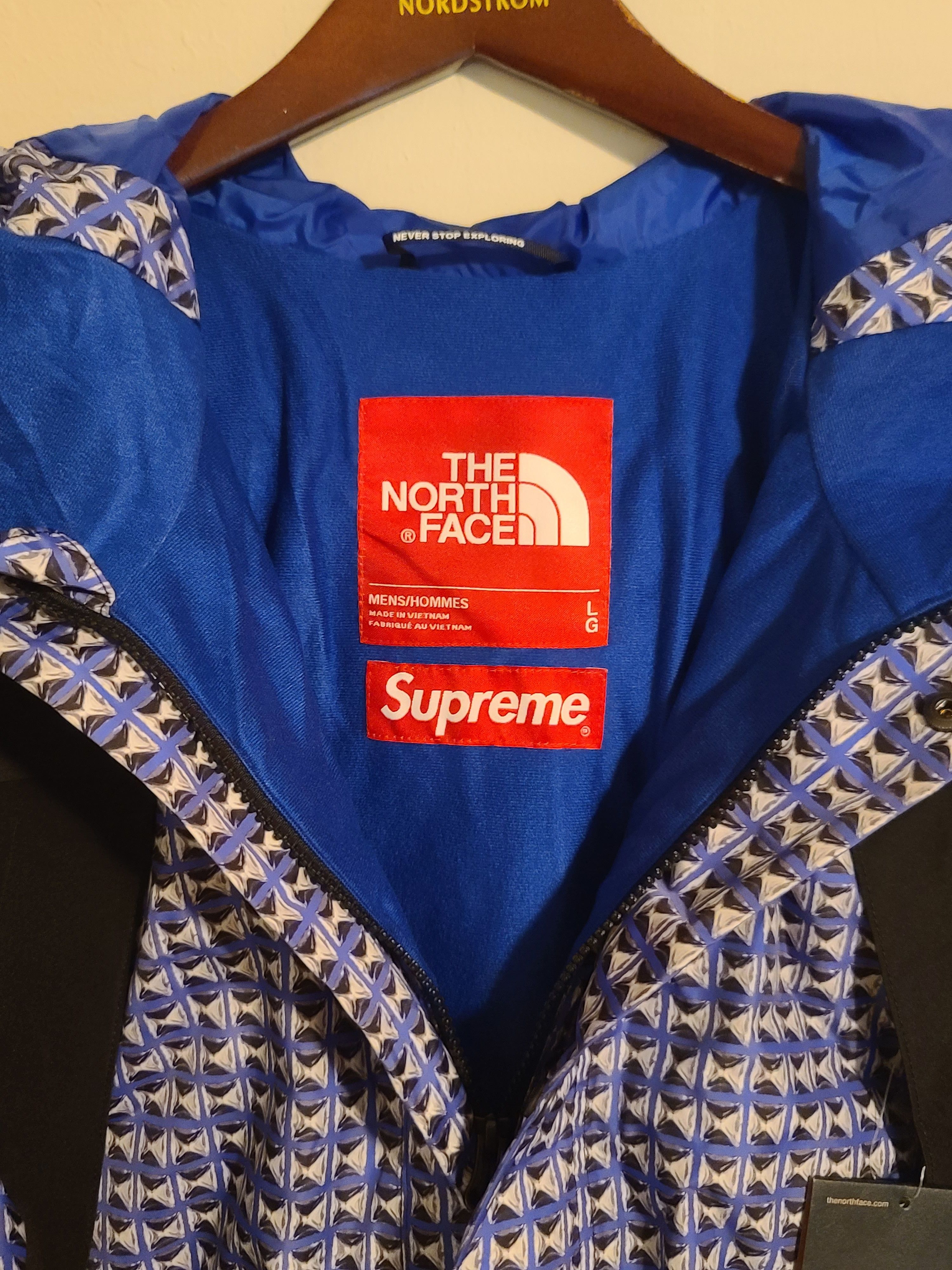 Supreme × The North Face Studded Mountain Jacket Size US L / EU 52-54 / 3 - 3 Thumbnail