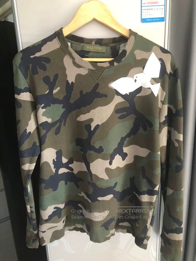 Valentino Valentino Camouflage Peace Dove sweatshirt Size US S / EU 44-46 / 1 - 1 Thumbnail
