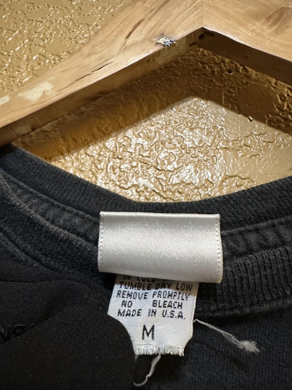 Vintage 🎰 faded vintage The Mirage Las Vegas Casino tee Size US M / EU 48-50 / 2 - 5 Thumbnail