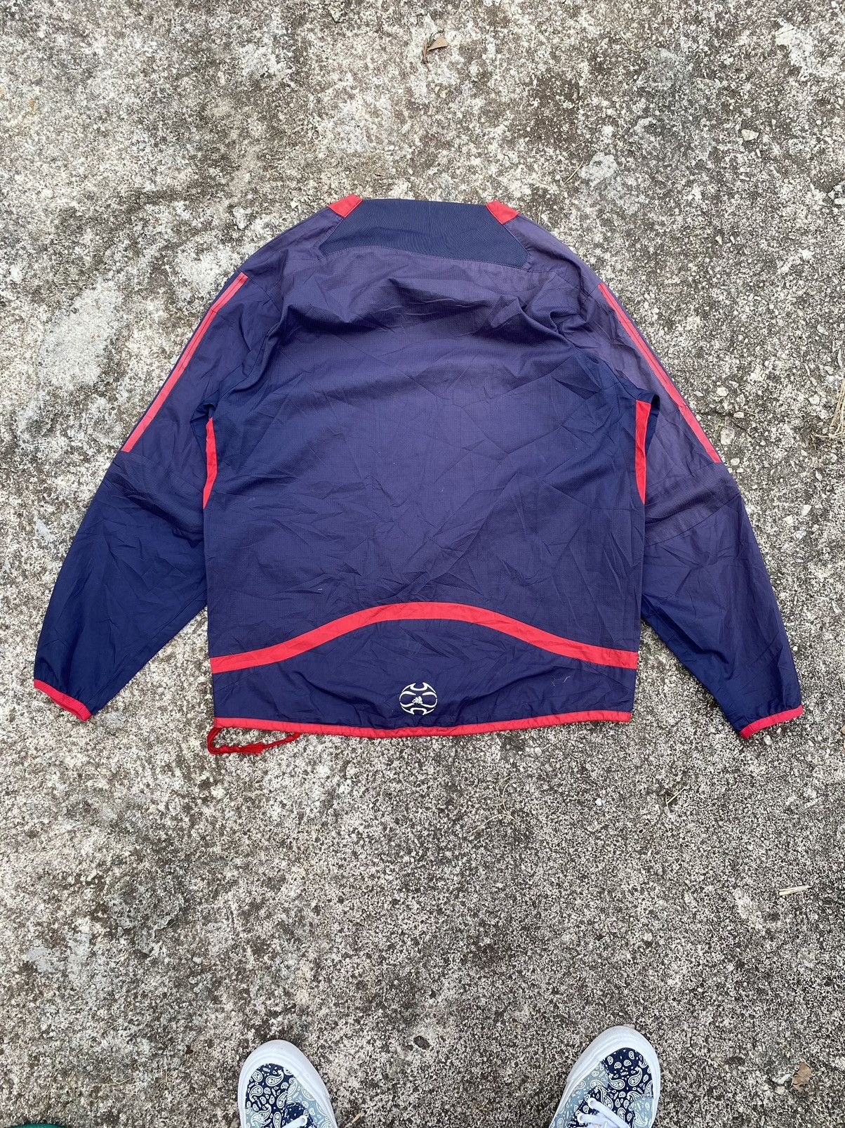 Adidas Vintage Adidas Pullover Windbreaker Size US L / EU 52-54 / 3 - 8 Thumbnail