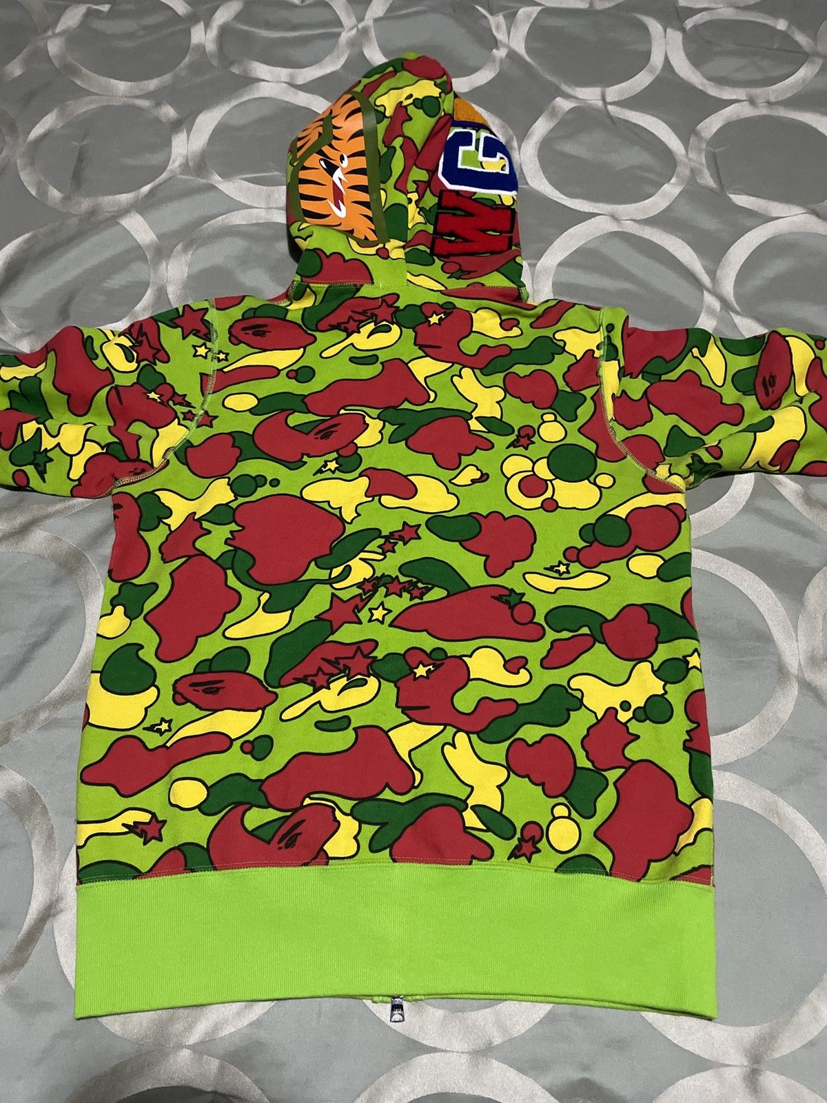 Bape Bape psyche camo shark hoodie S RARE Size US S / EU 44-46 / 1 - 2 Thumbnail