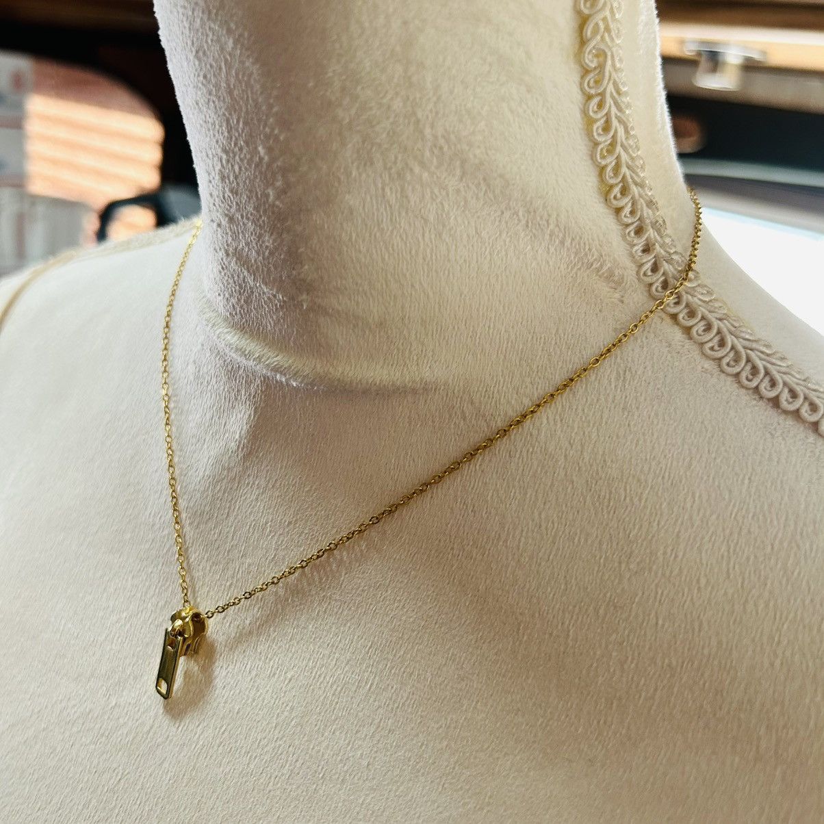 Handmade Handcrafted zipper pull novelty pendant on chain necklace Size ONE SIZE - 3 Thumbnail