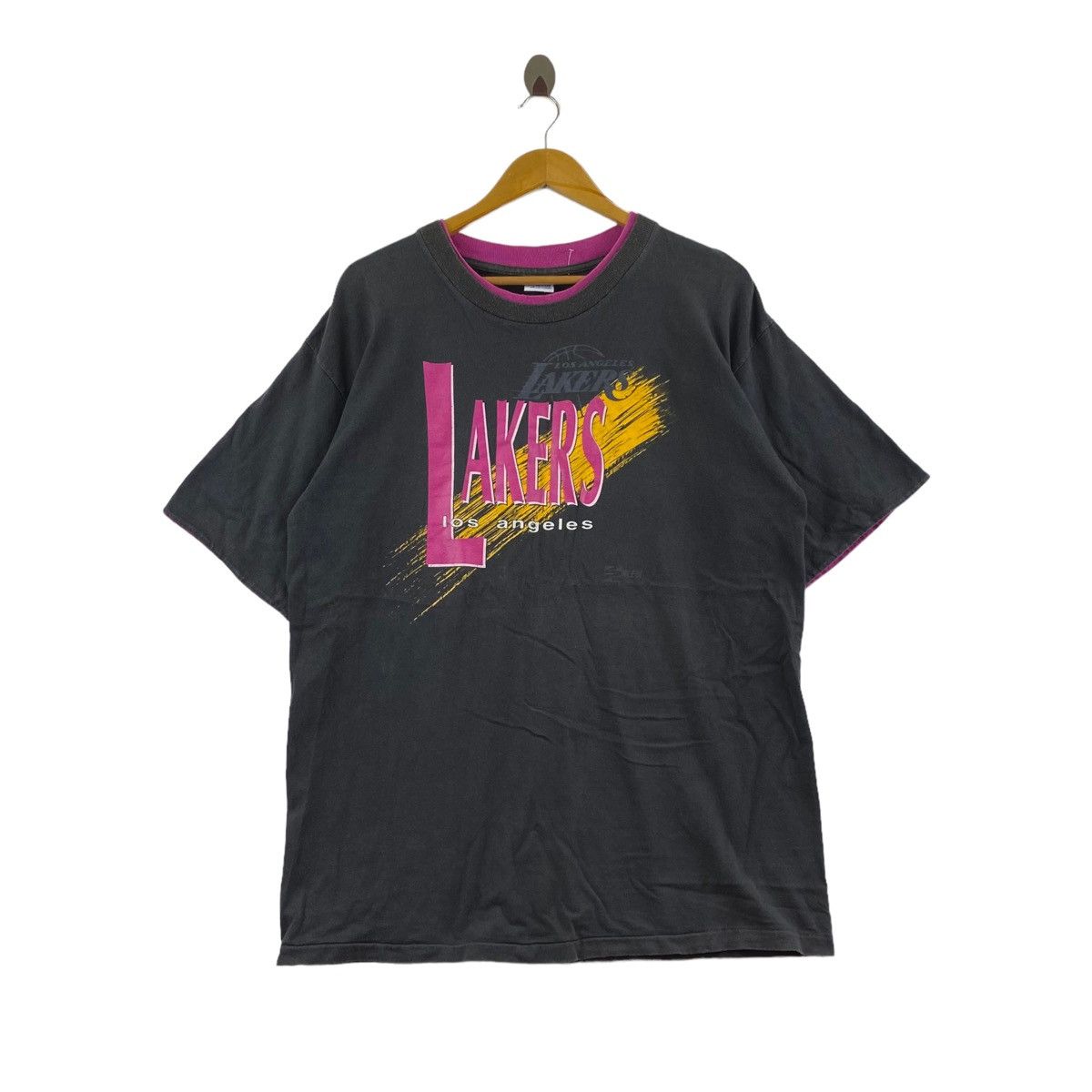 NBA Vintage 90s LAKERS LOS ANGELES Nba Print Oversize Grey Size US XL / EU 56 / 4 - 1 Thumbnail