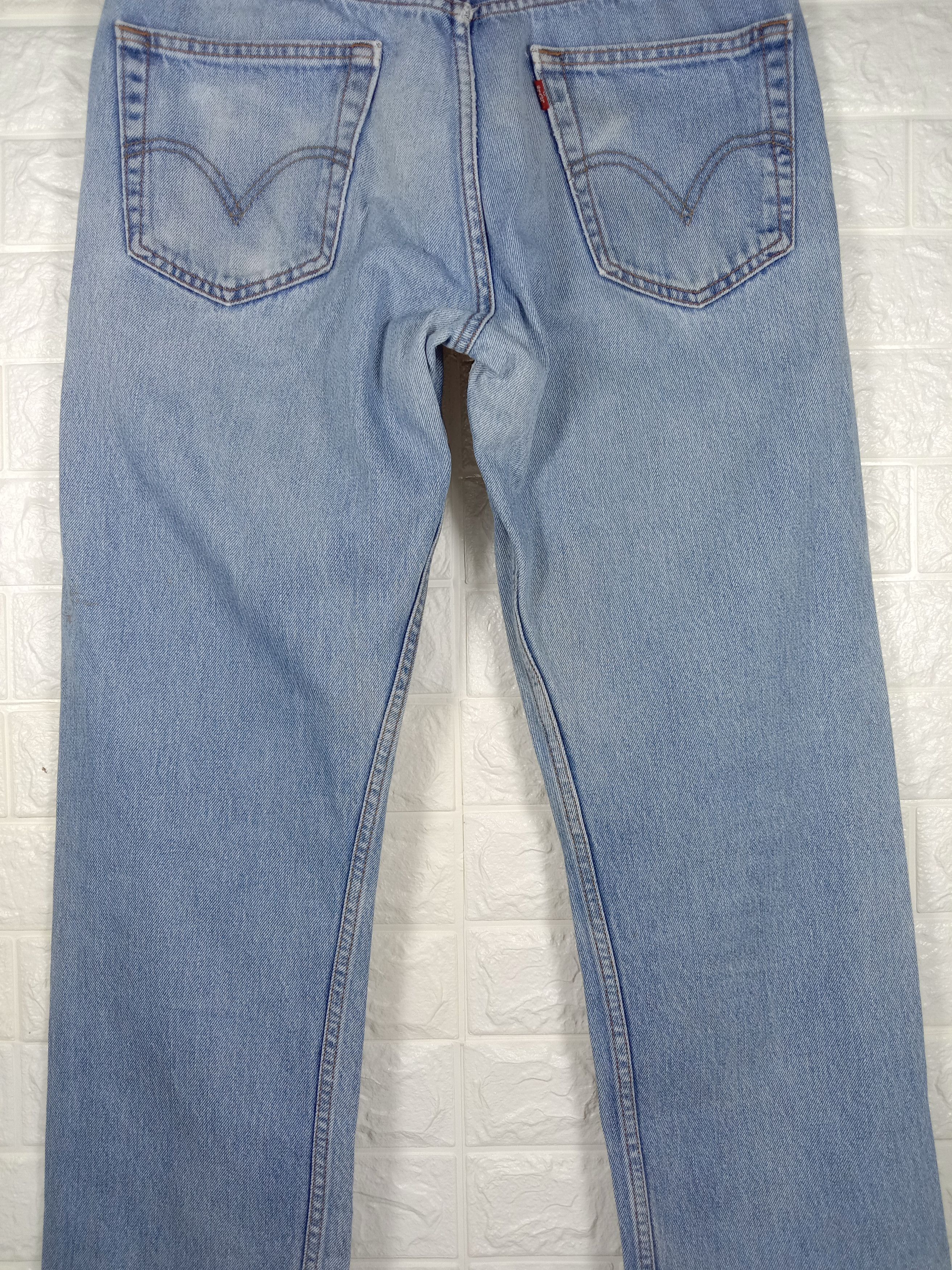 Levi's Vintage Levi's 505 Jeans Faded Blue Distressed Denim Size US 33 - 7 Thumbnail