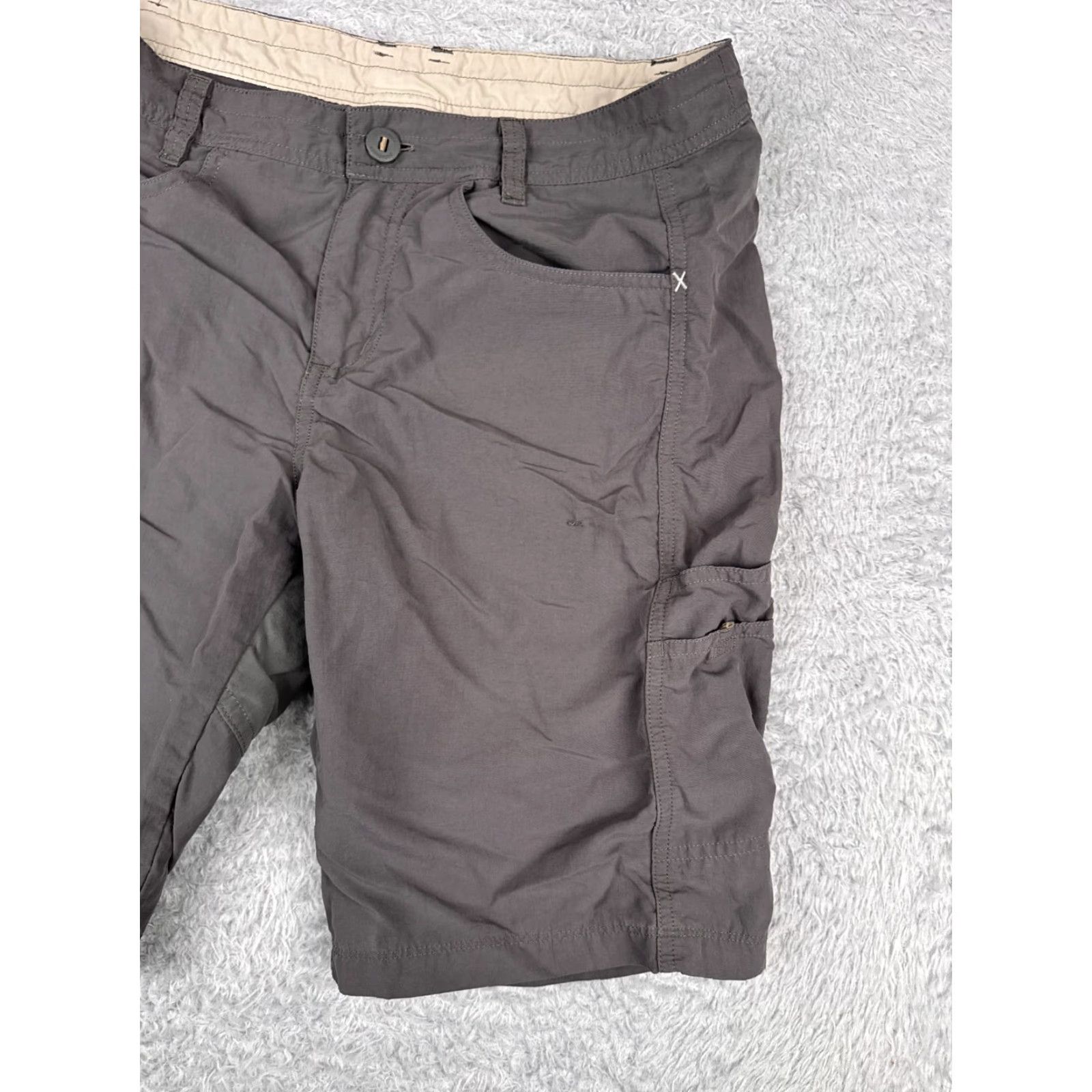 Patagonia Patagonia Shorts Womens 8 Gray Cargo Away From Home Shorts Hike Walk Camp 32x9 Size 30" / US 8 / IT 44 - 4 Thumbnail