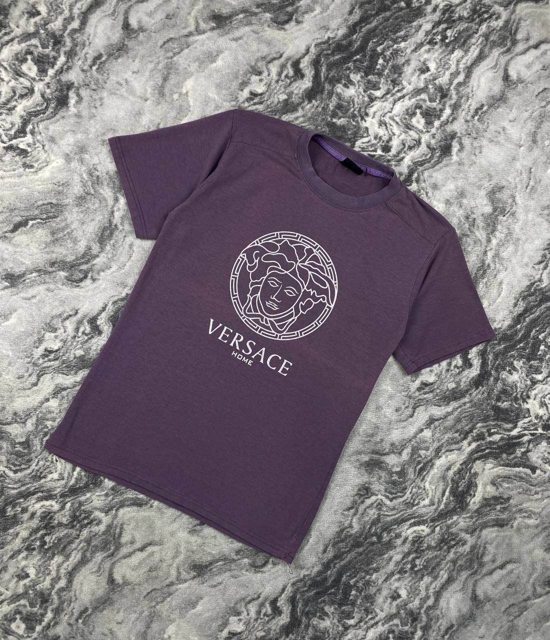 Versace Vintage Versace Home 90s Medusa T-Shirt Men Size XL Purple Size US XL / EU 56 / 4 - 1 Thumbnail